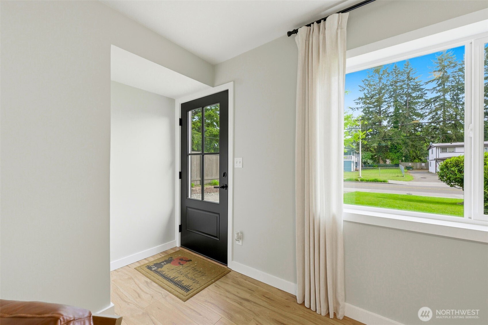 8905 Veterans Drive SW, Lakewood, WA 98498