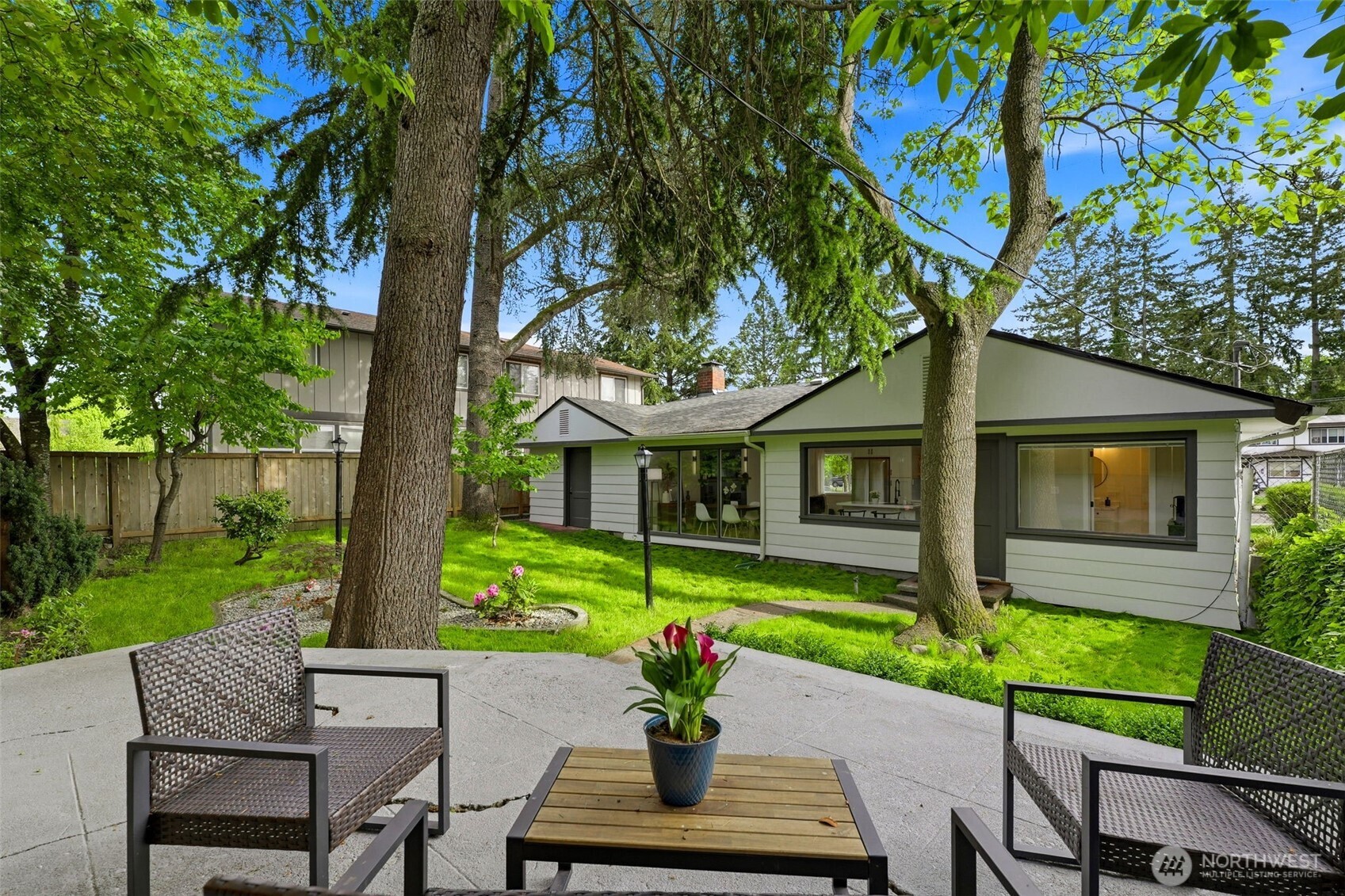 8905 Veterans Drive SW, Lakewood, WA 98498