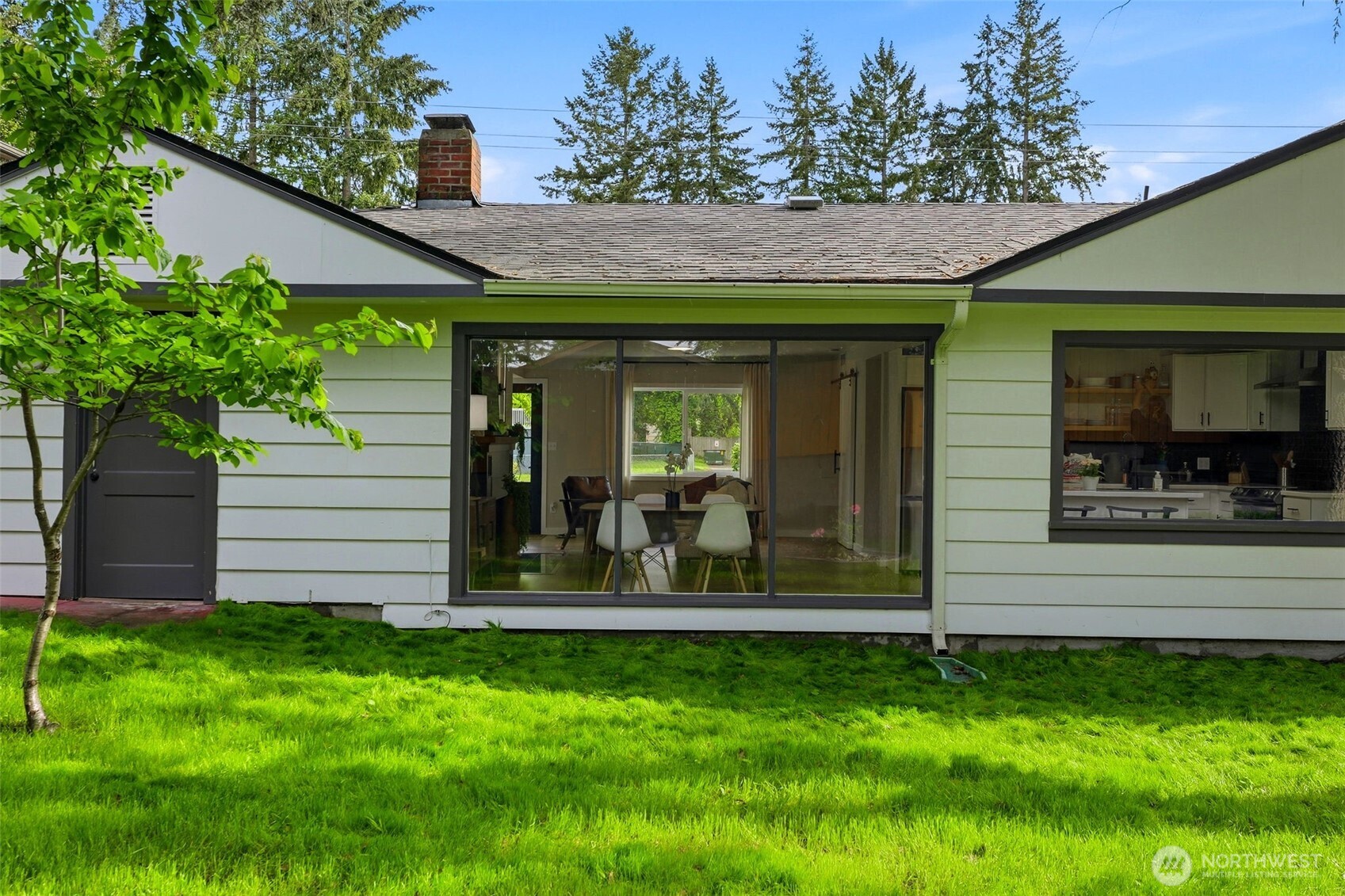 8905 Veterans Drive SW, Lakewood, WA 98498