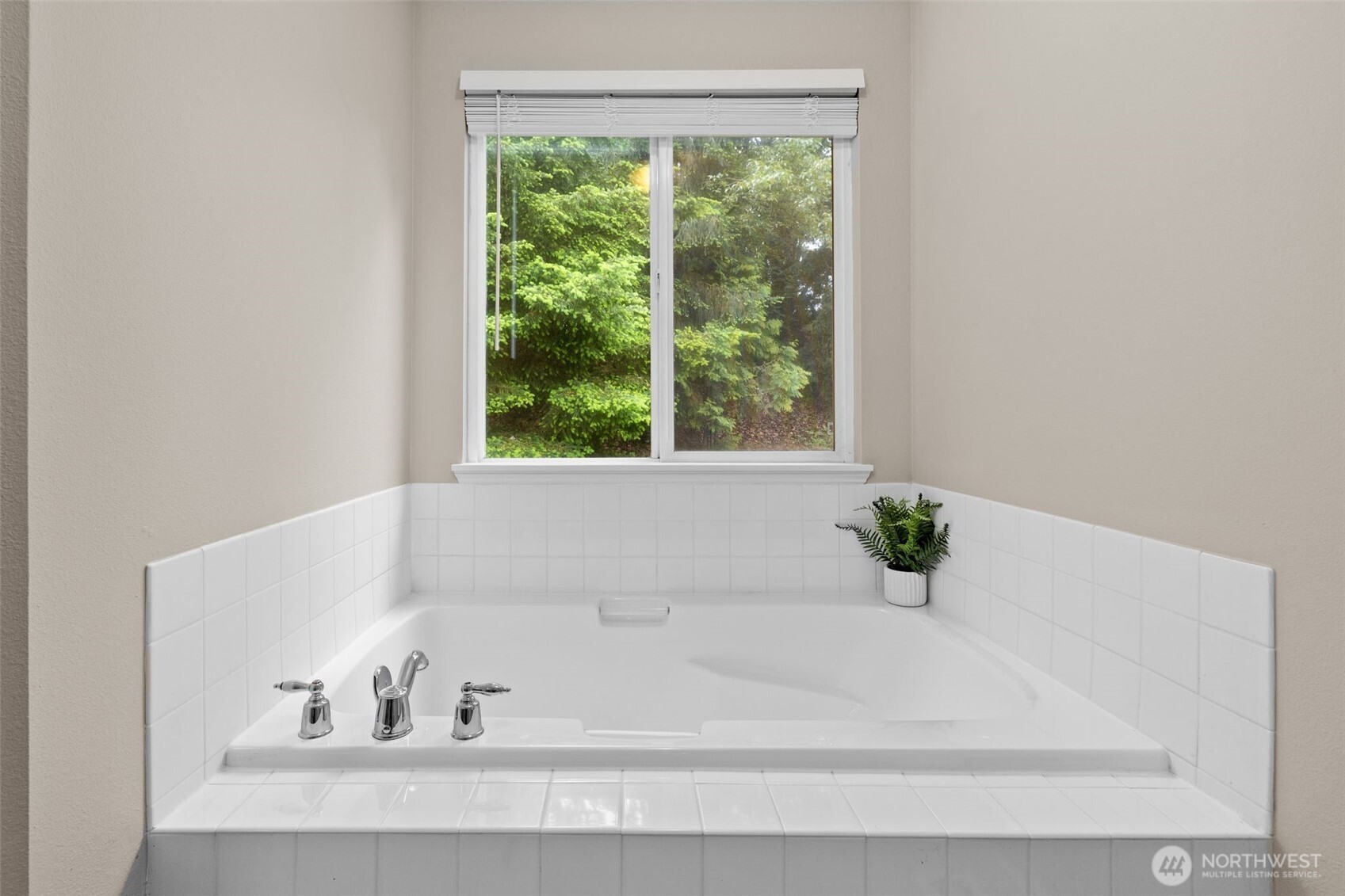 20132 SE 258th Place , Covington, WA 98042