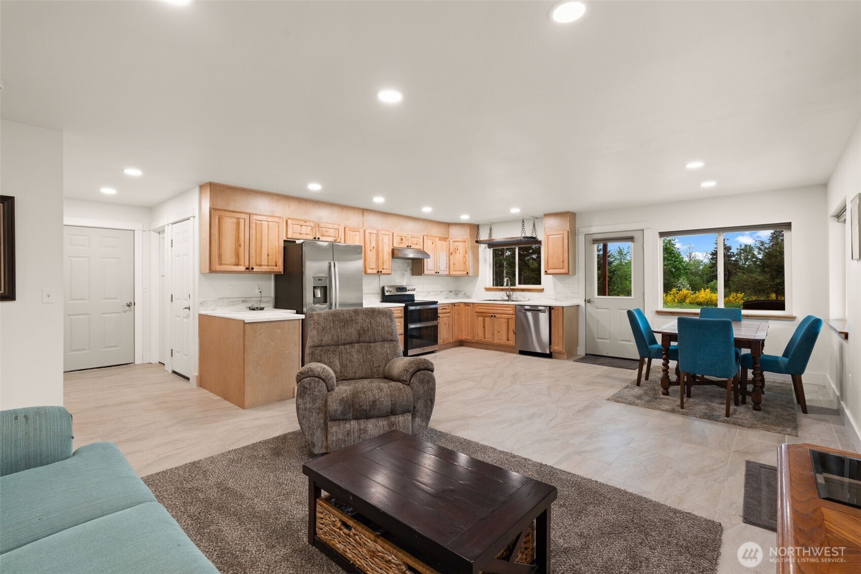 1363 E Crestview Drive , Shelton, WA 98584