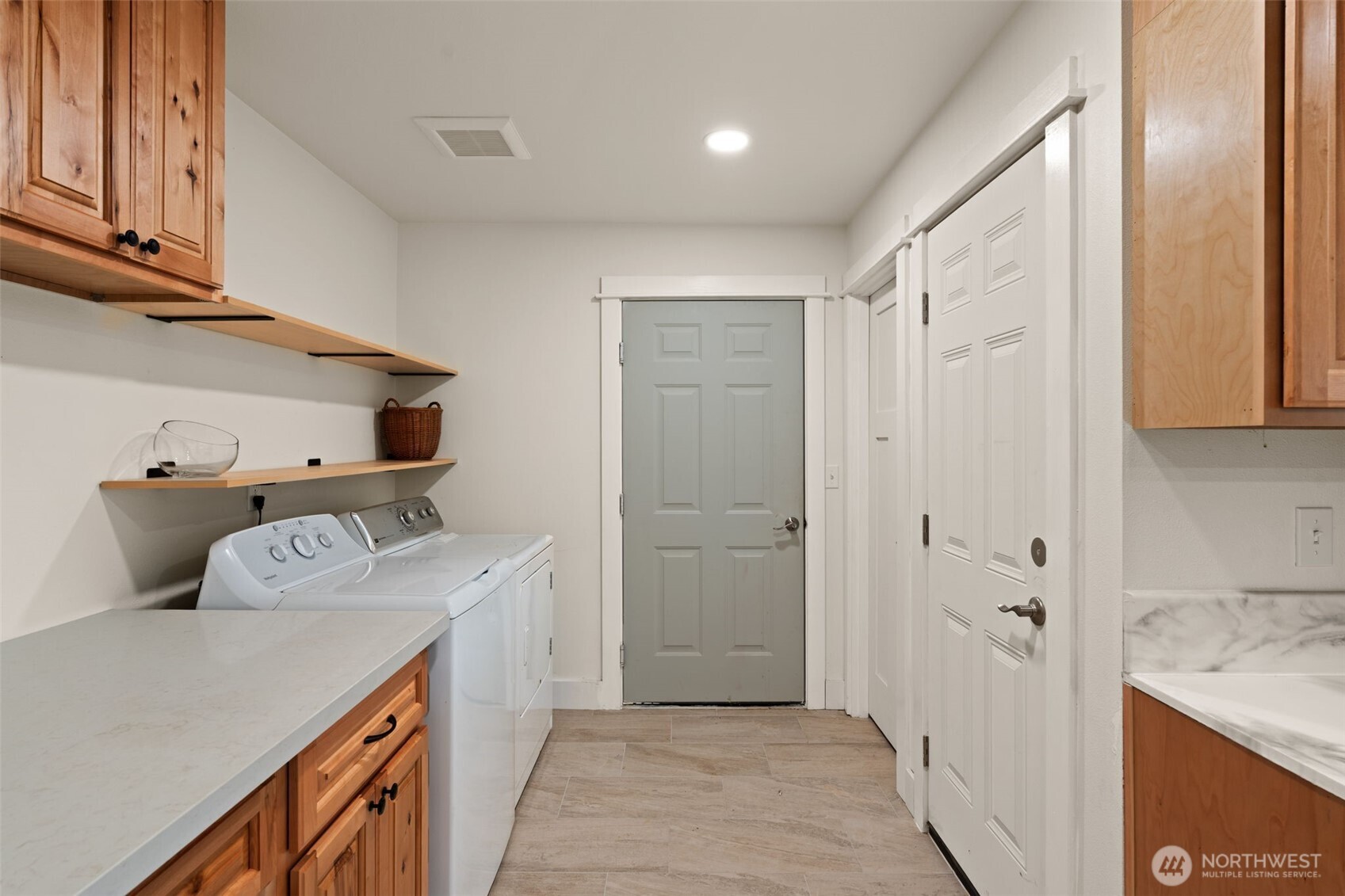 1363 E Crestview Drive , Shelton, WA 98584