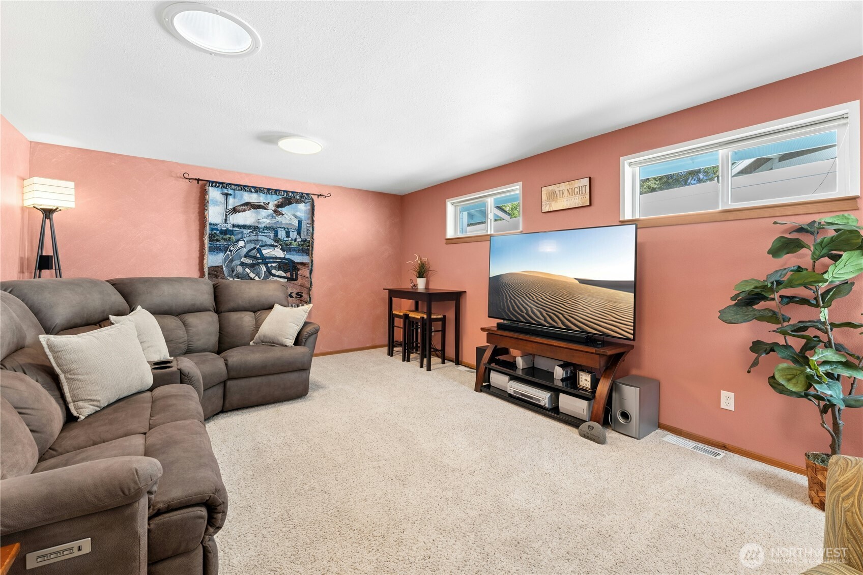 18204 59th Place W, Lynnwood, WA 98037