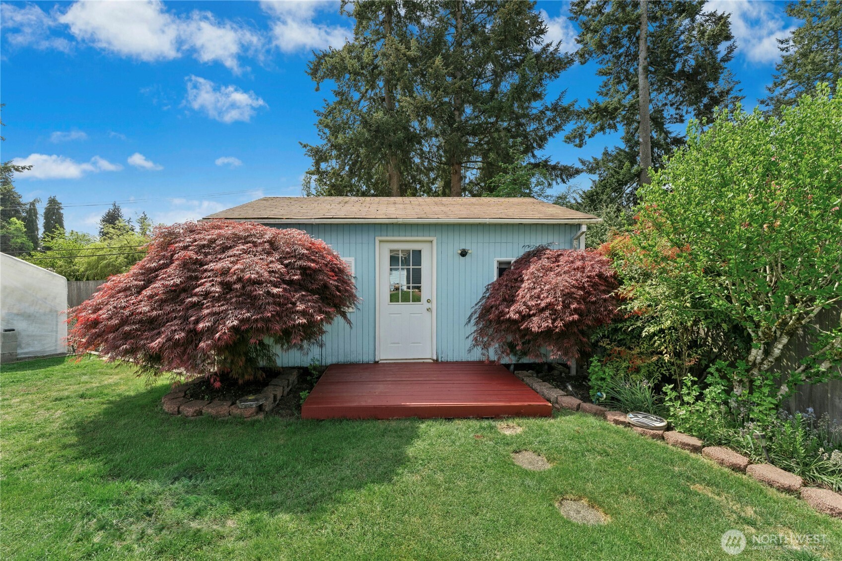 18204 59th Place W, Lynnwood, WA 98037