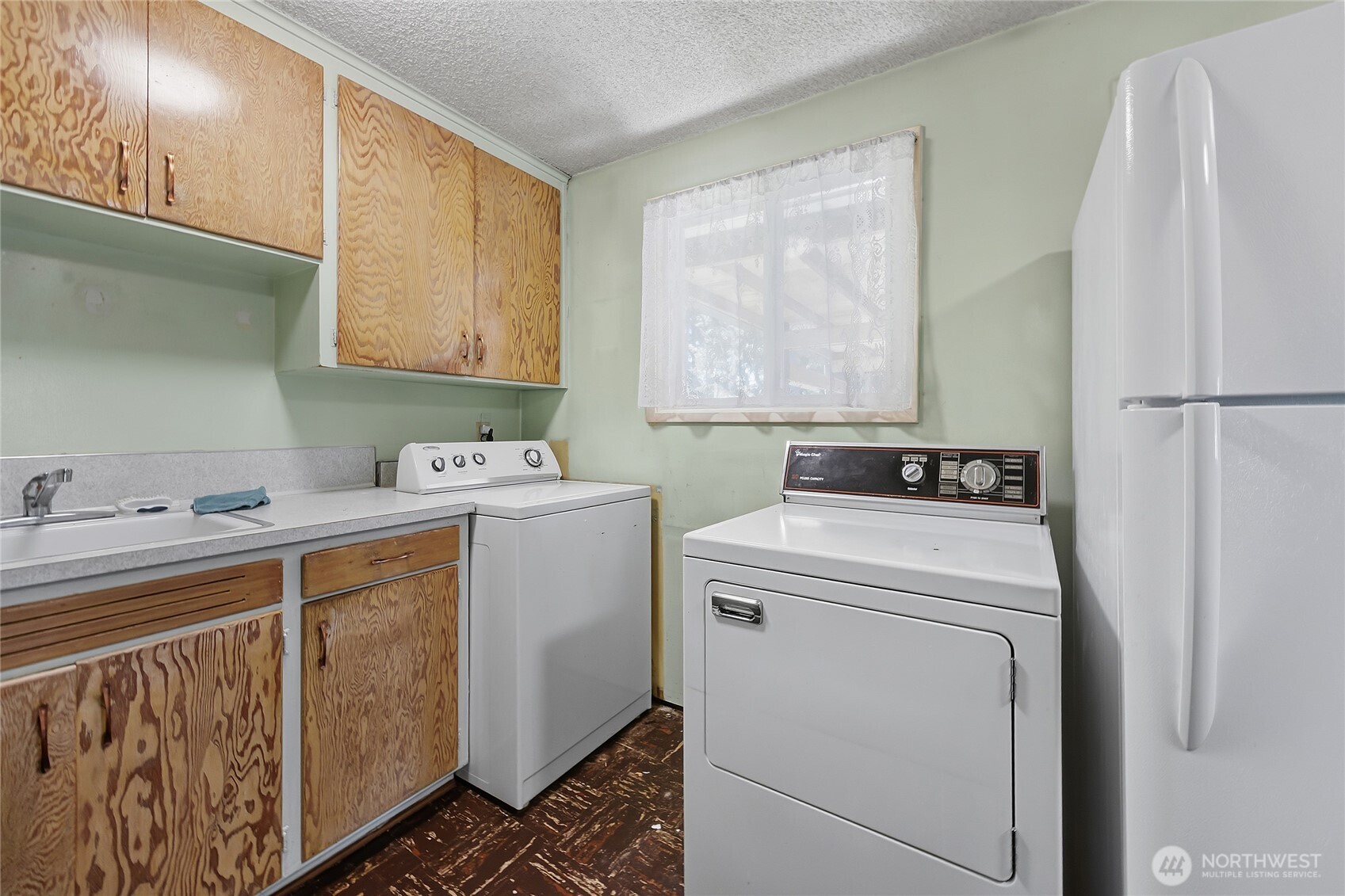 21606 54th Avenue W, Mountlake Terrace, WA 98043