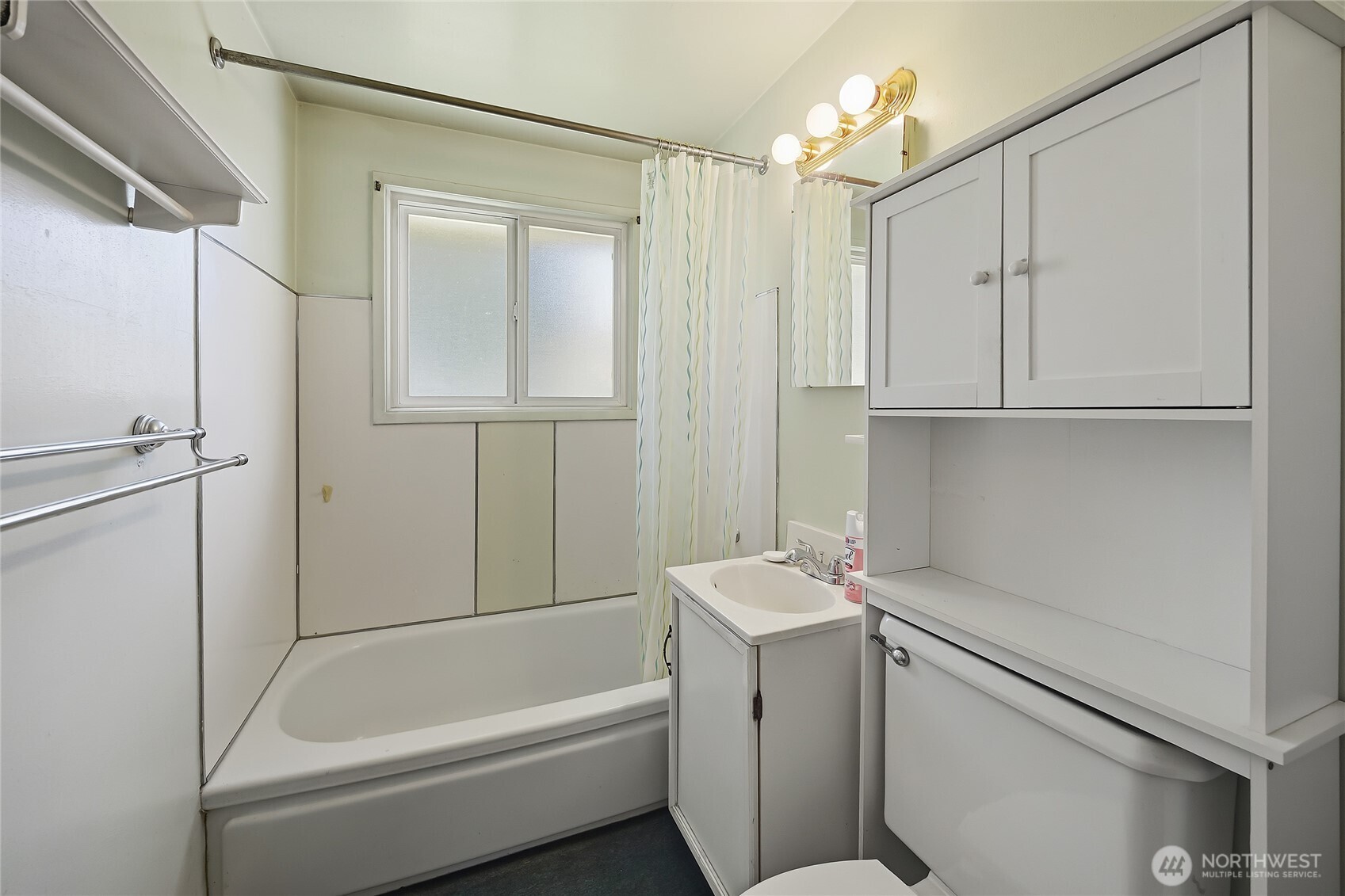 21606 54th Avenue W, Mountlake Terrace, WA 98043