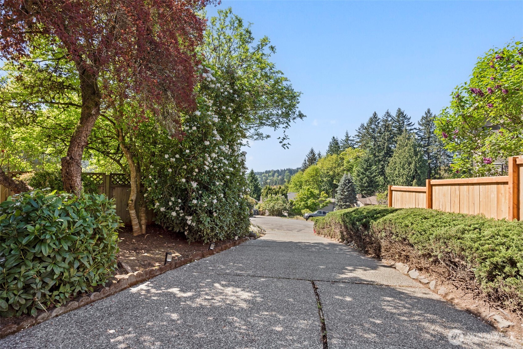 14824 104th Avenue NE, Bothell, WA 98011