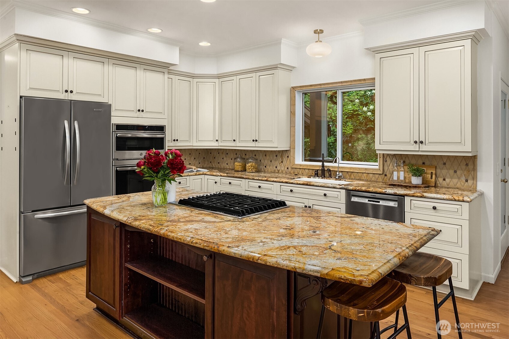 5677 193rd Place SE , Issaquah, WA 98027