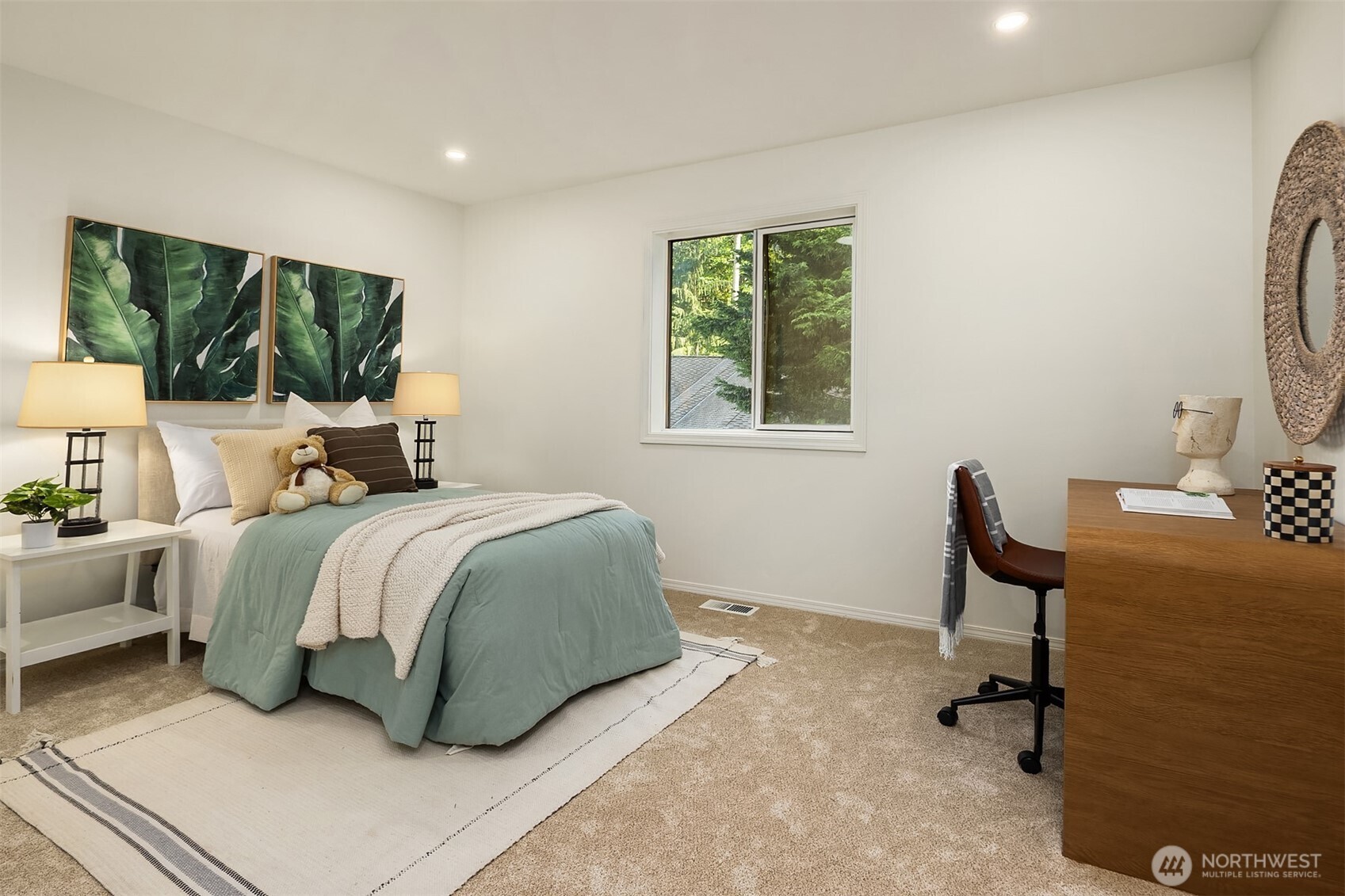 5677 193rd Place SE , Issaquah, WA 98027