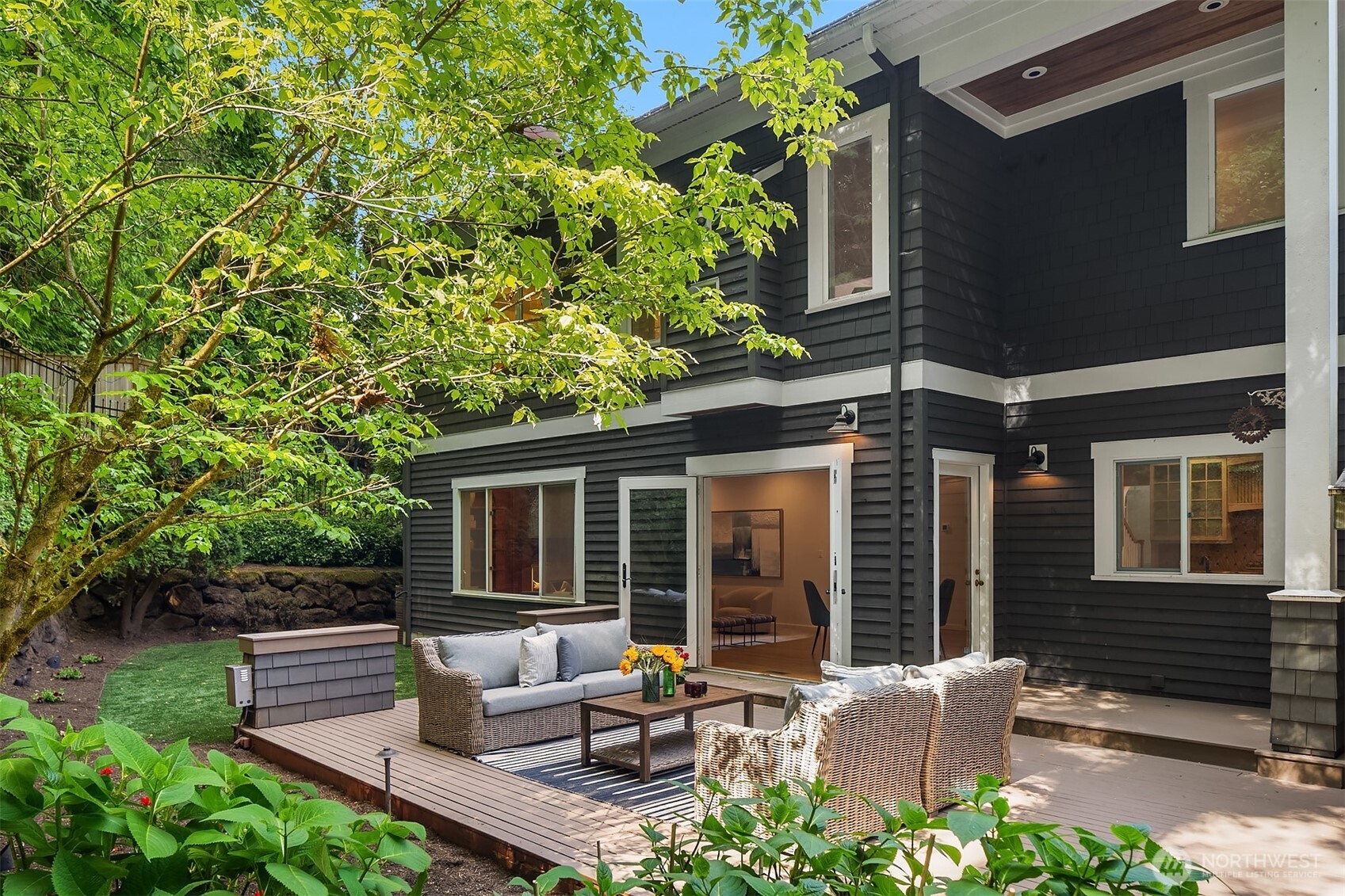 5677 193rd Place SE , Issaquah, WA 98027