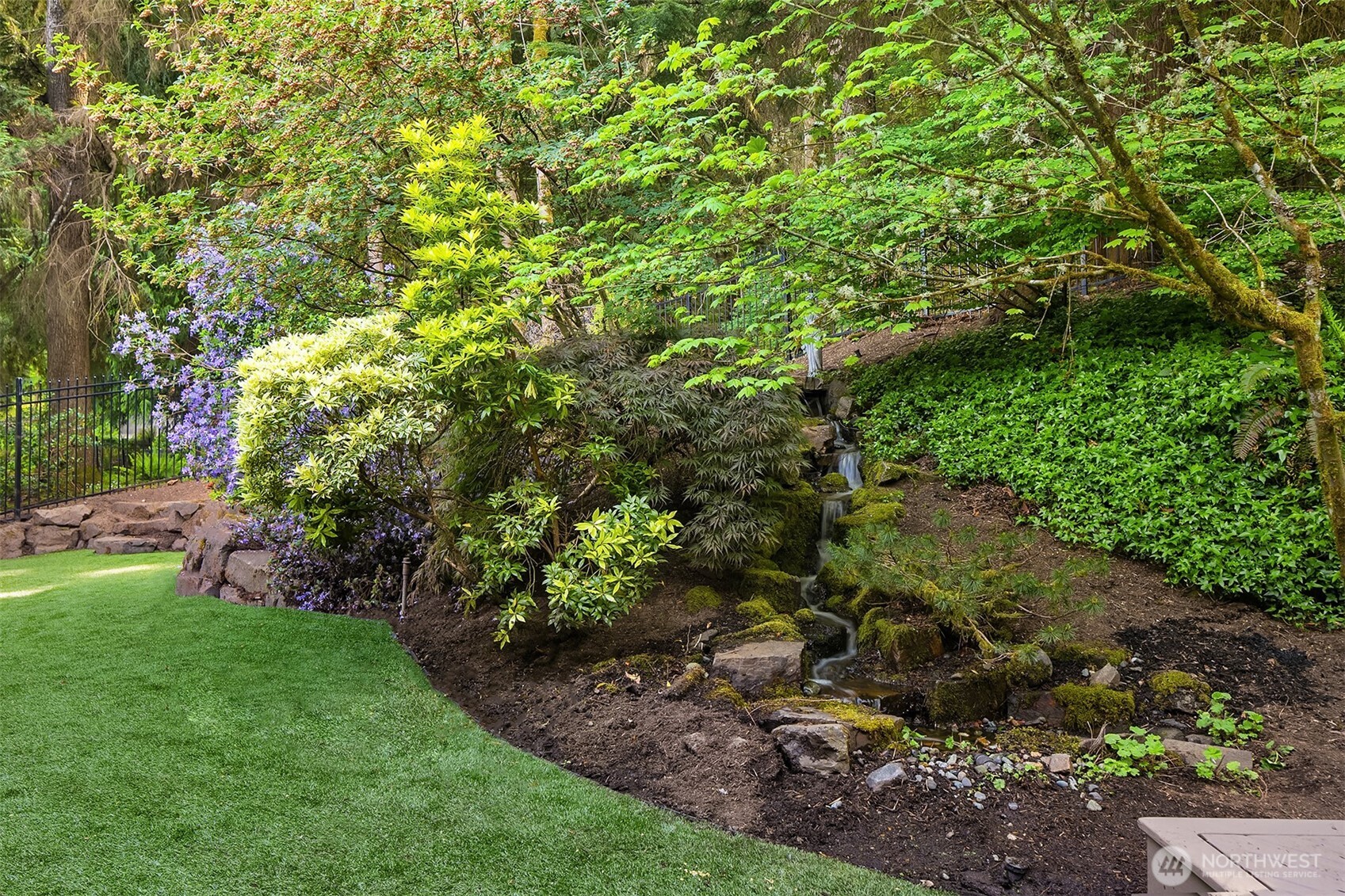 5677 193rd Place SE , Issaquah, WA 98027