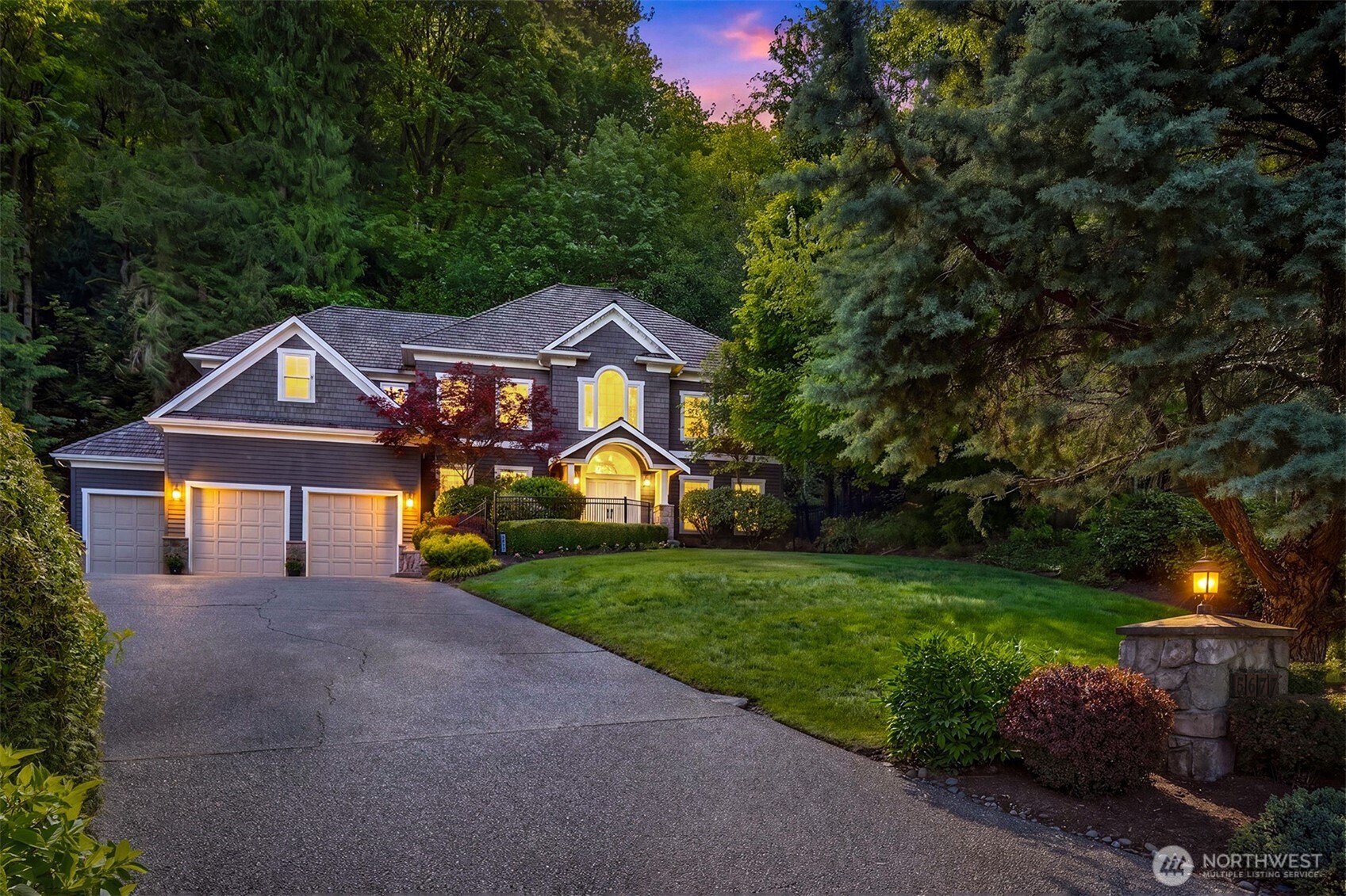 5677 193rd Place SE , Issaquah, WA 98027