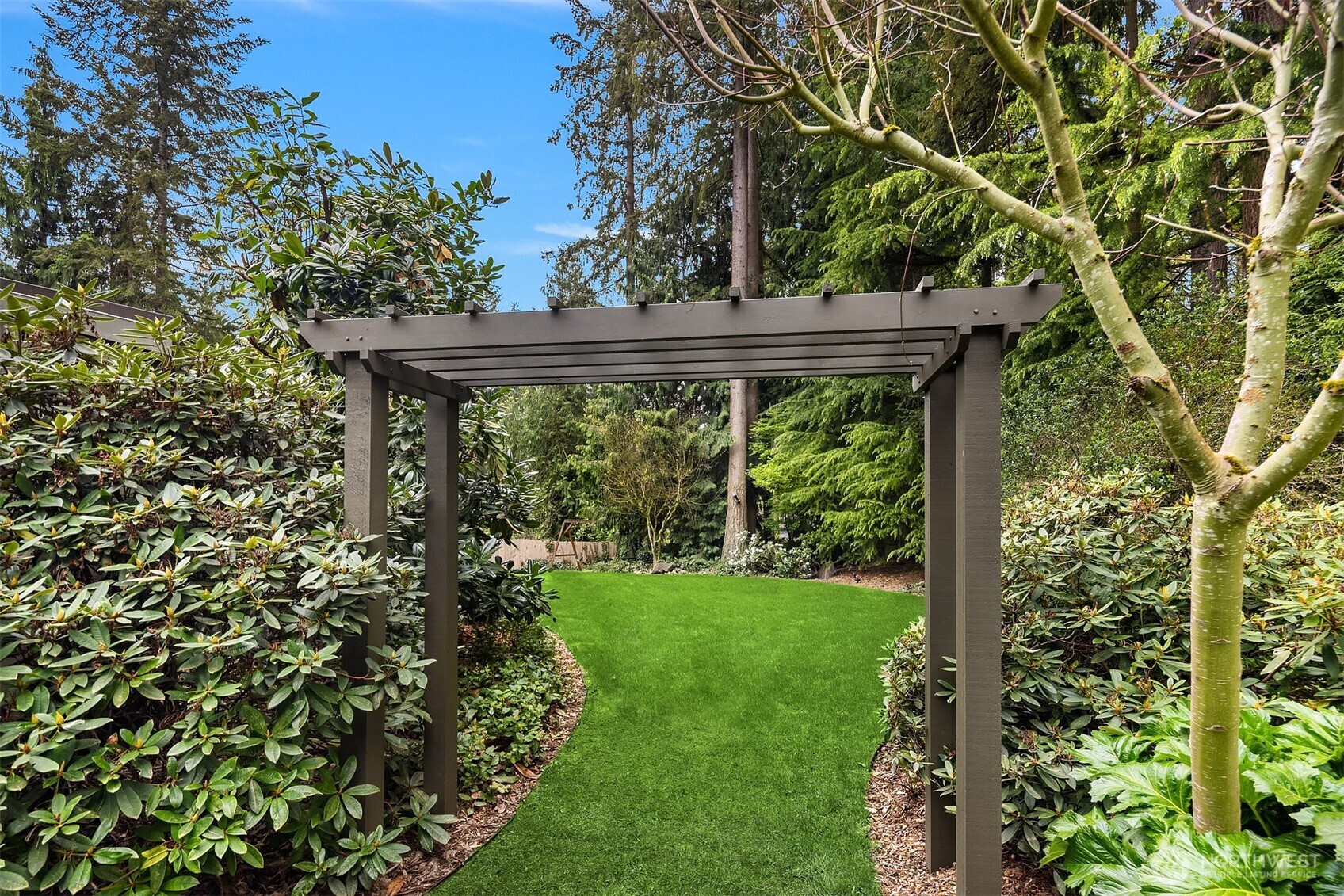3908 142nd Place NE, Bellevue, WA 98007
