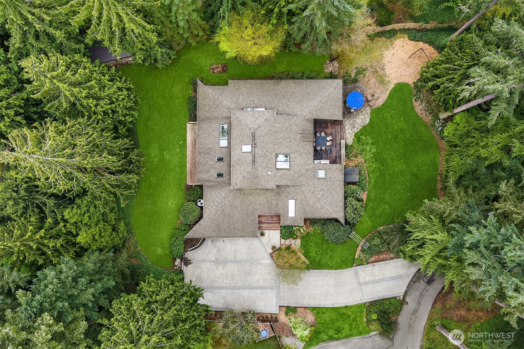 3908 142nd Place NE, Bellevue, WA 98007