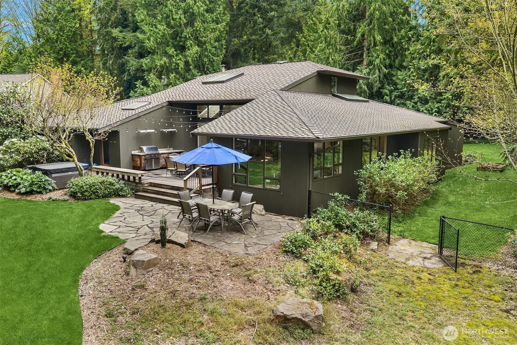 3908 142nd Place NE, Bellevue, WA 98007