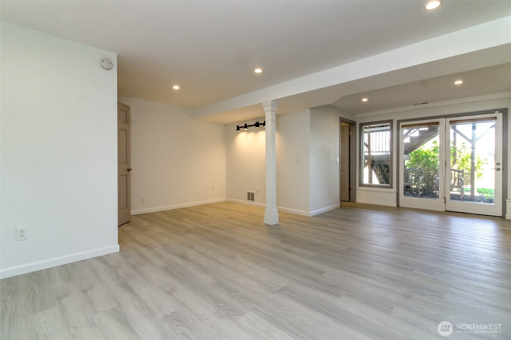 16235 NE 51st Street , Redmond, WA 98052