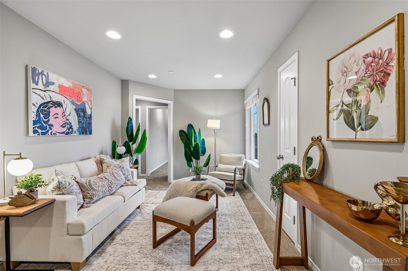 11747 64th Lane S, Seattle, WA 98178-2918