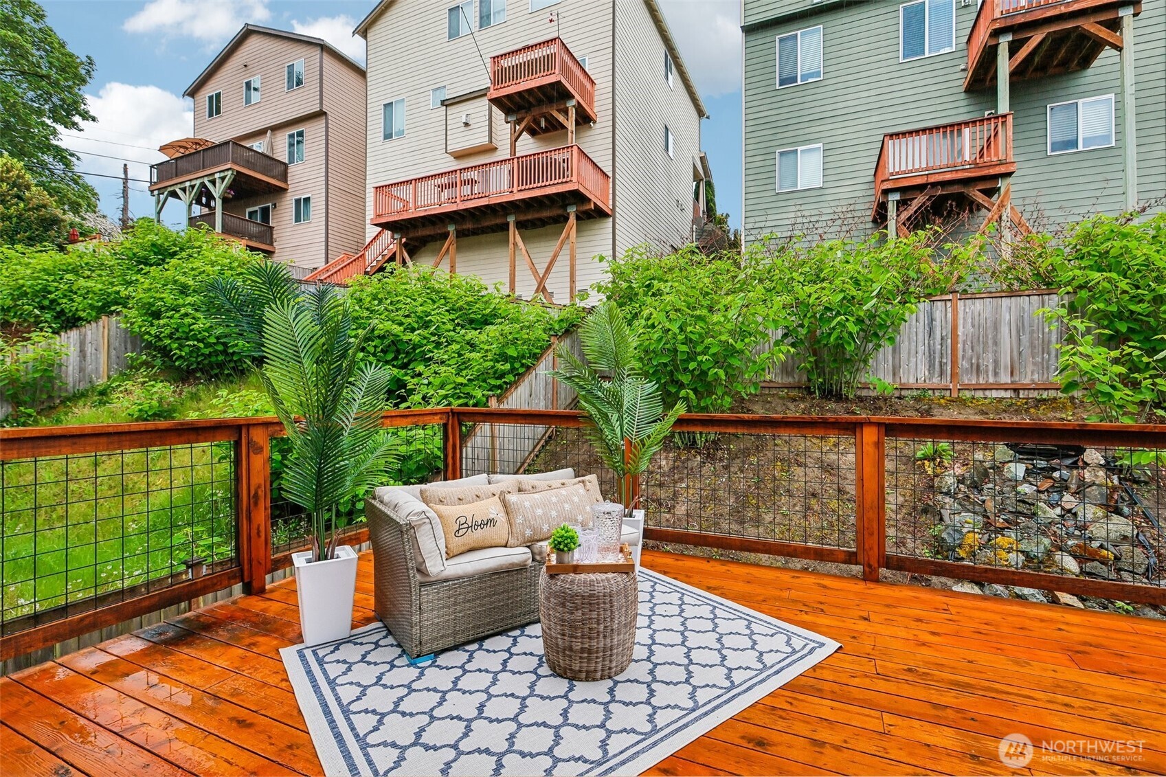11747 64th Lane S, Seattle, WA 98178-2918