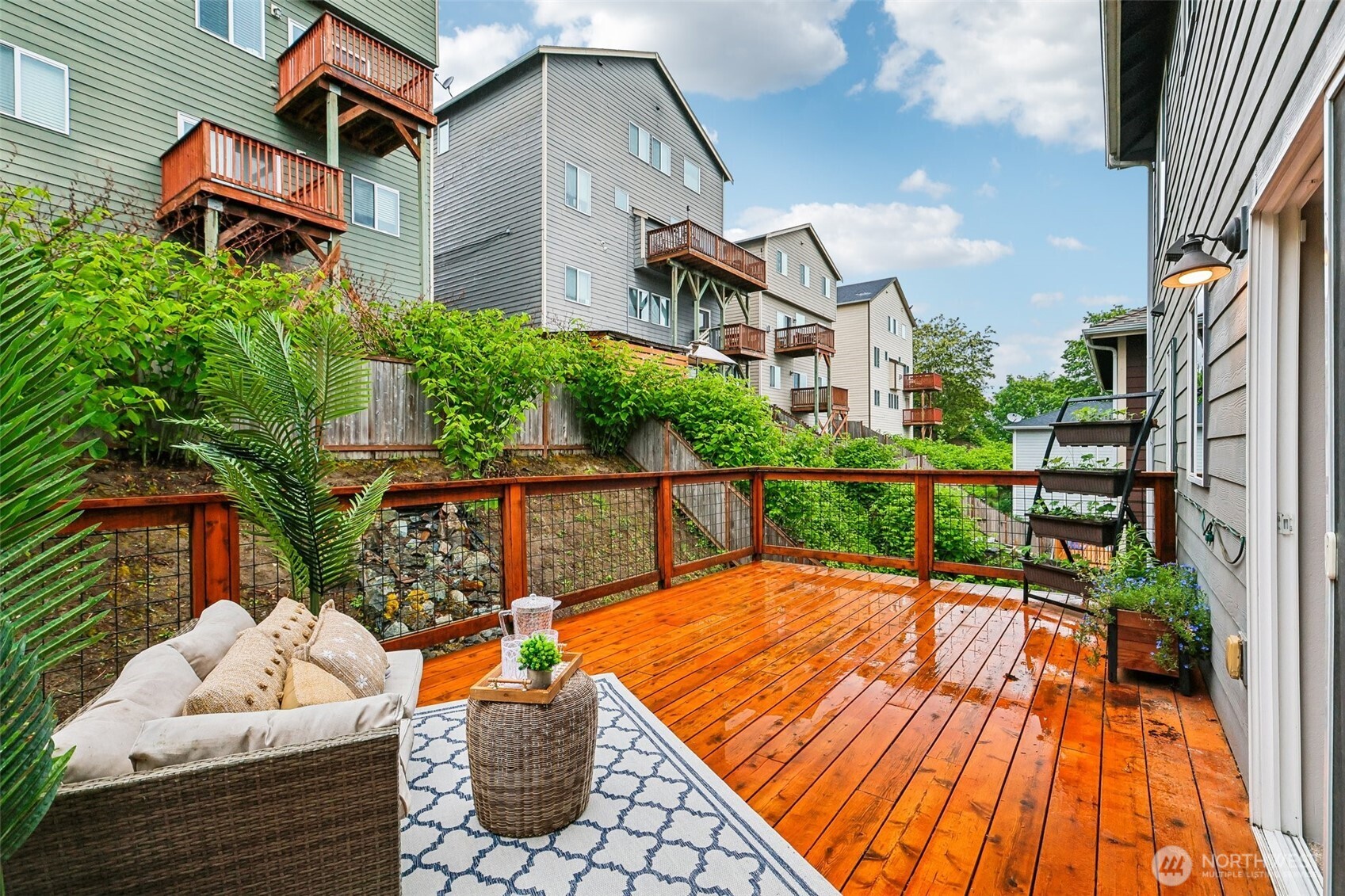 11747 64th Lane S, Seattle, WA 98178-2918