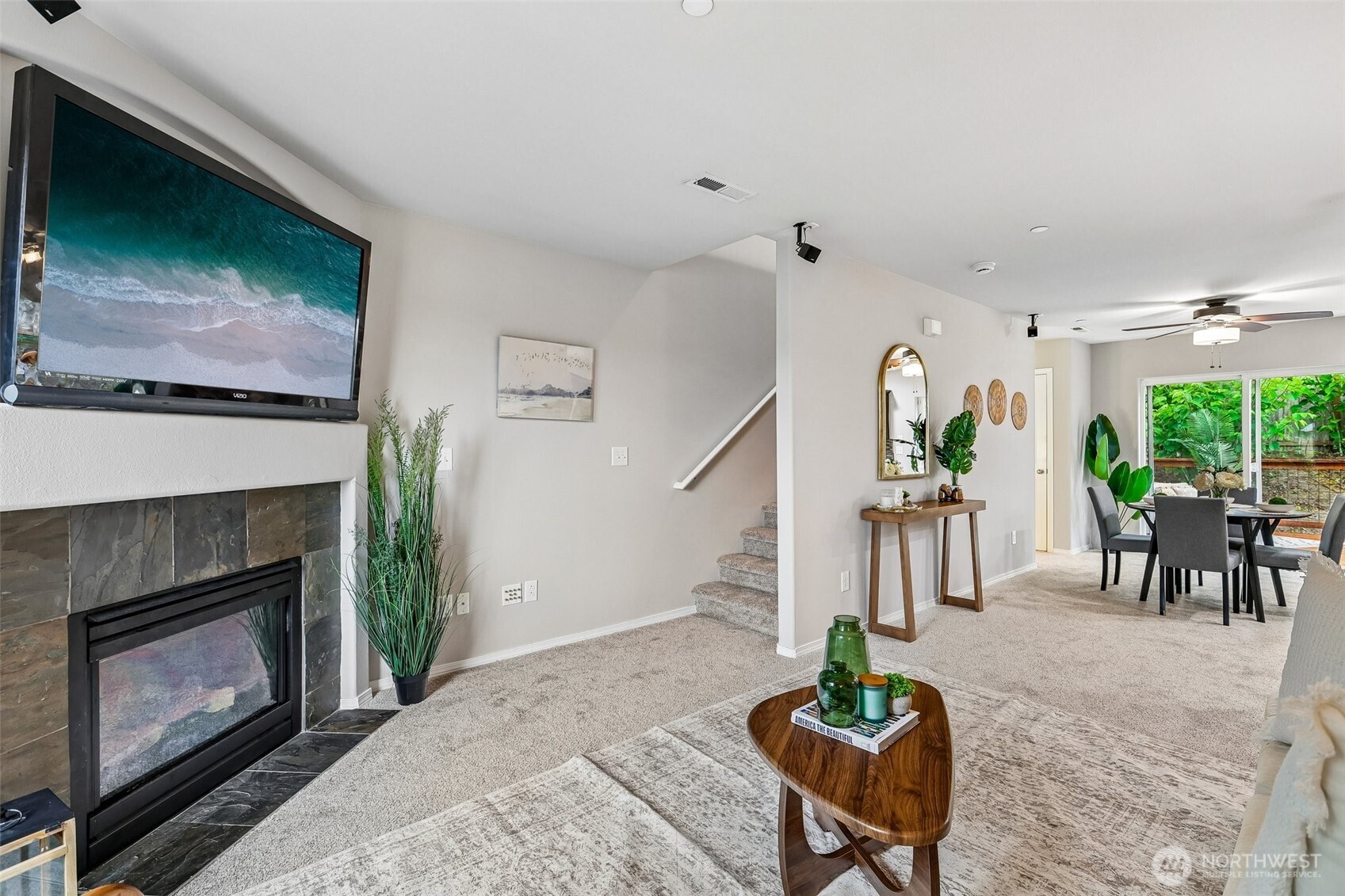 11747 64th Lane S, Seattle, WA 98178-2918