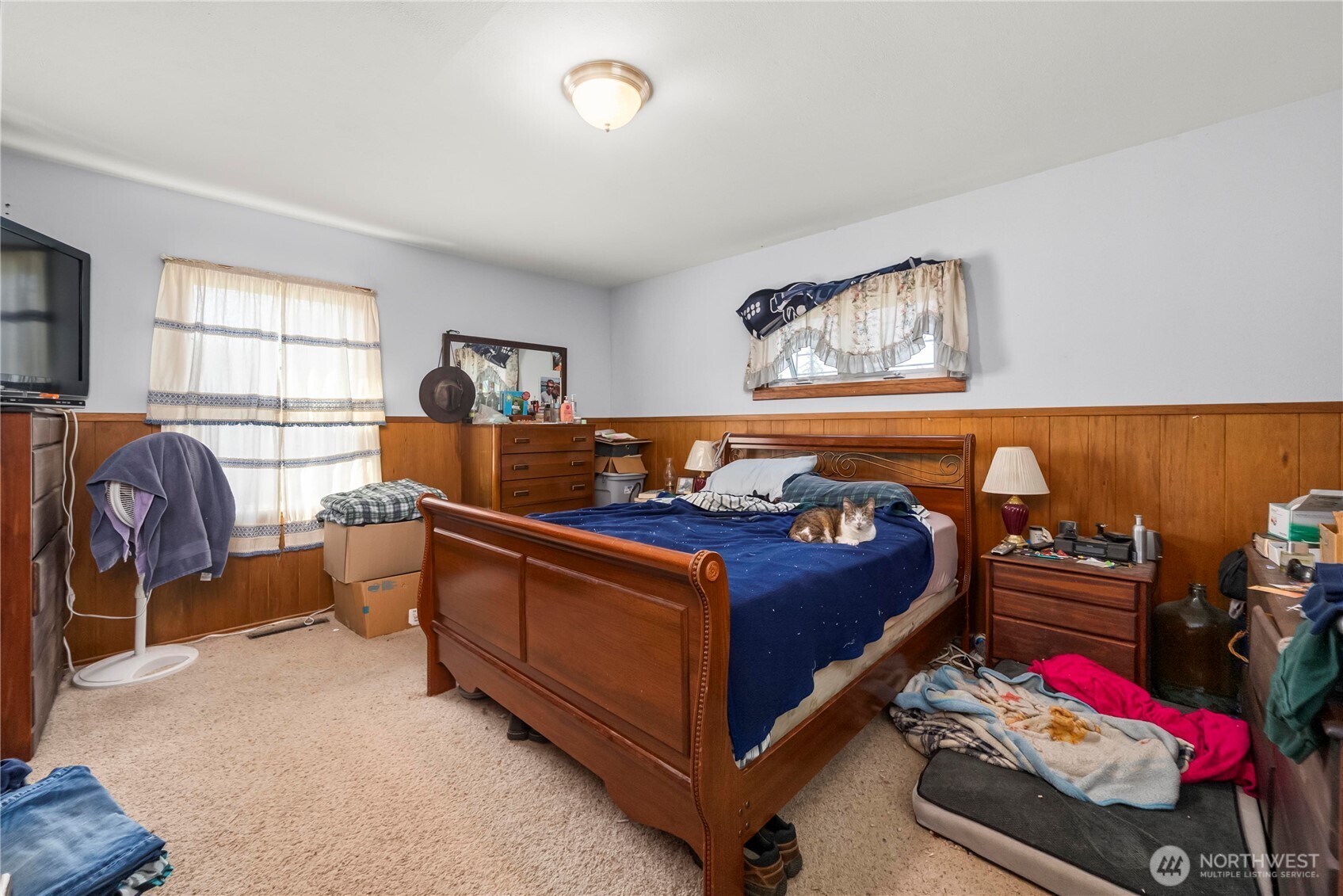 8446 E B Street , Tacoma, WA 98445-2224