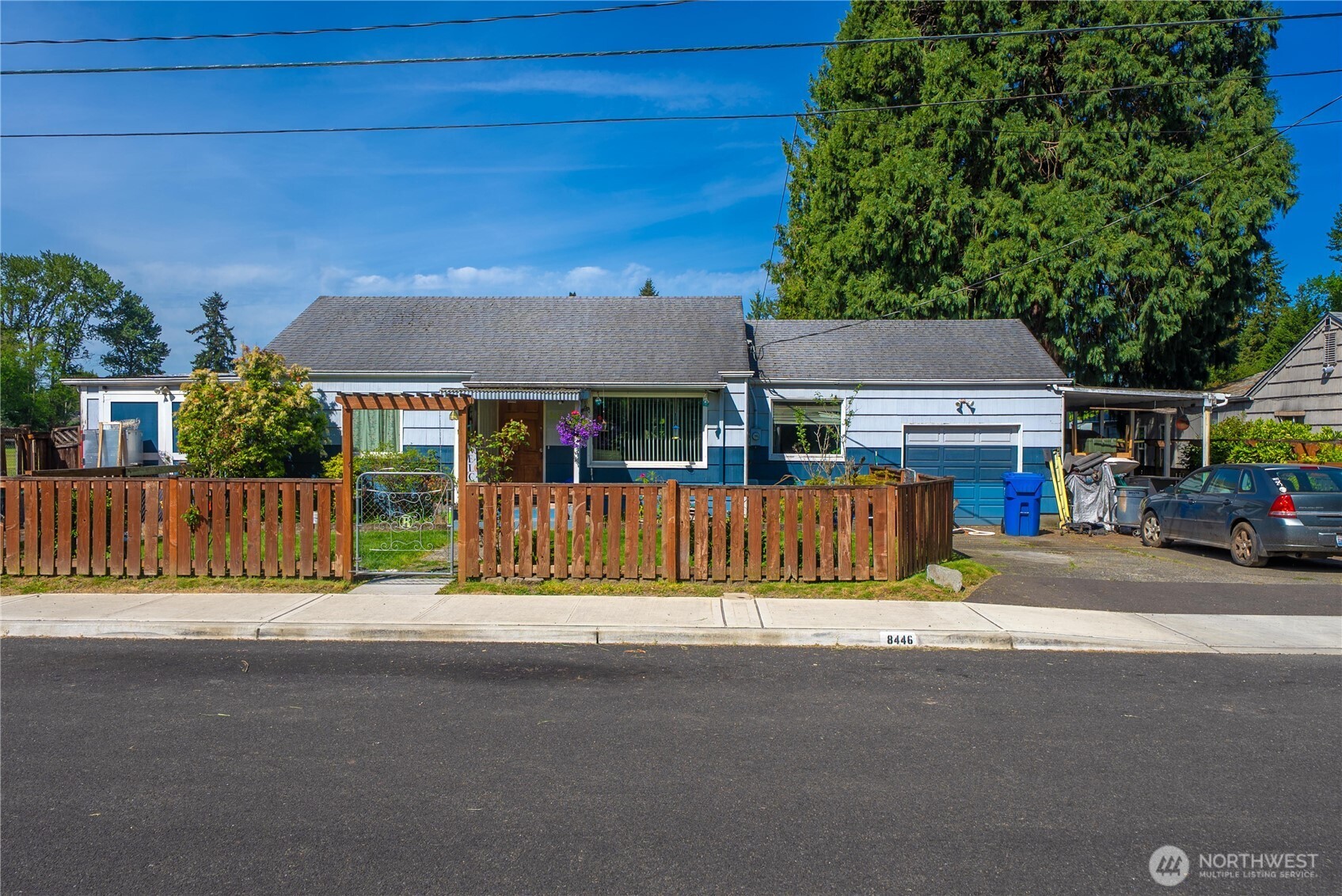 8446 E B Street , Tacoma, WA 98445-2224