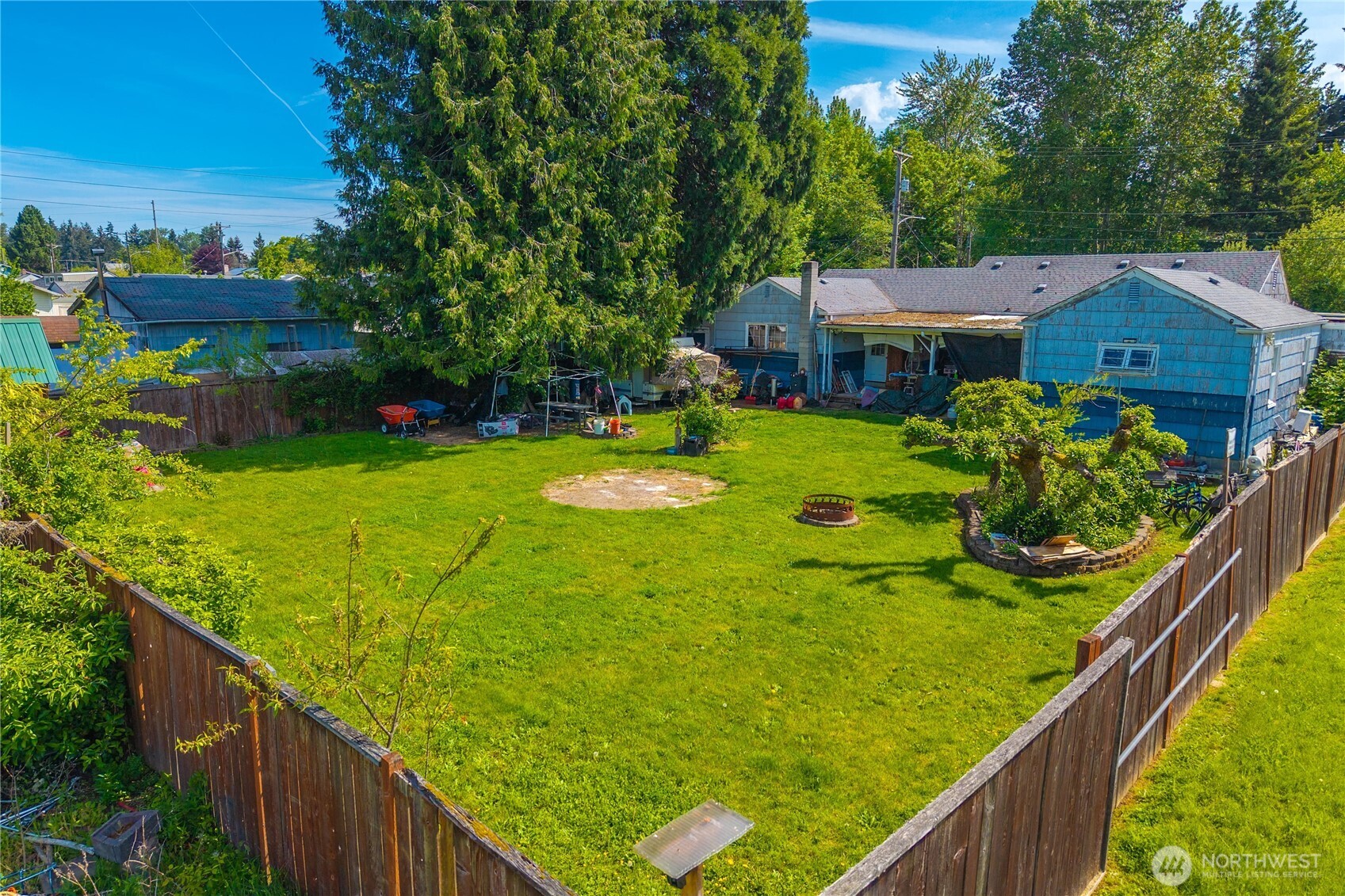 8446 E B Street , Tacoma, WA 98445-2224