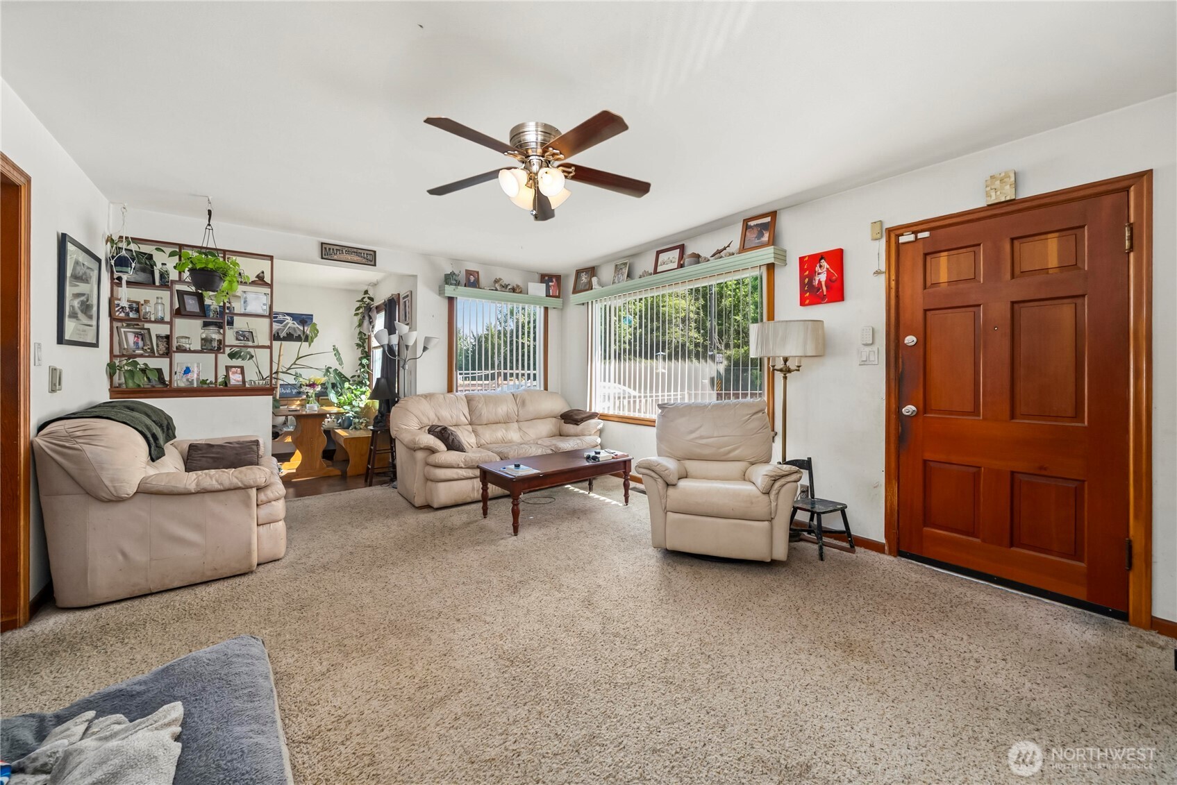 8446 E B Street , Tacoma, WA 98445-2224