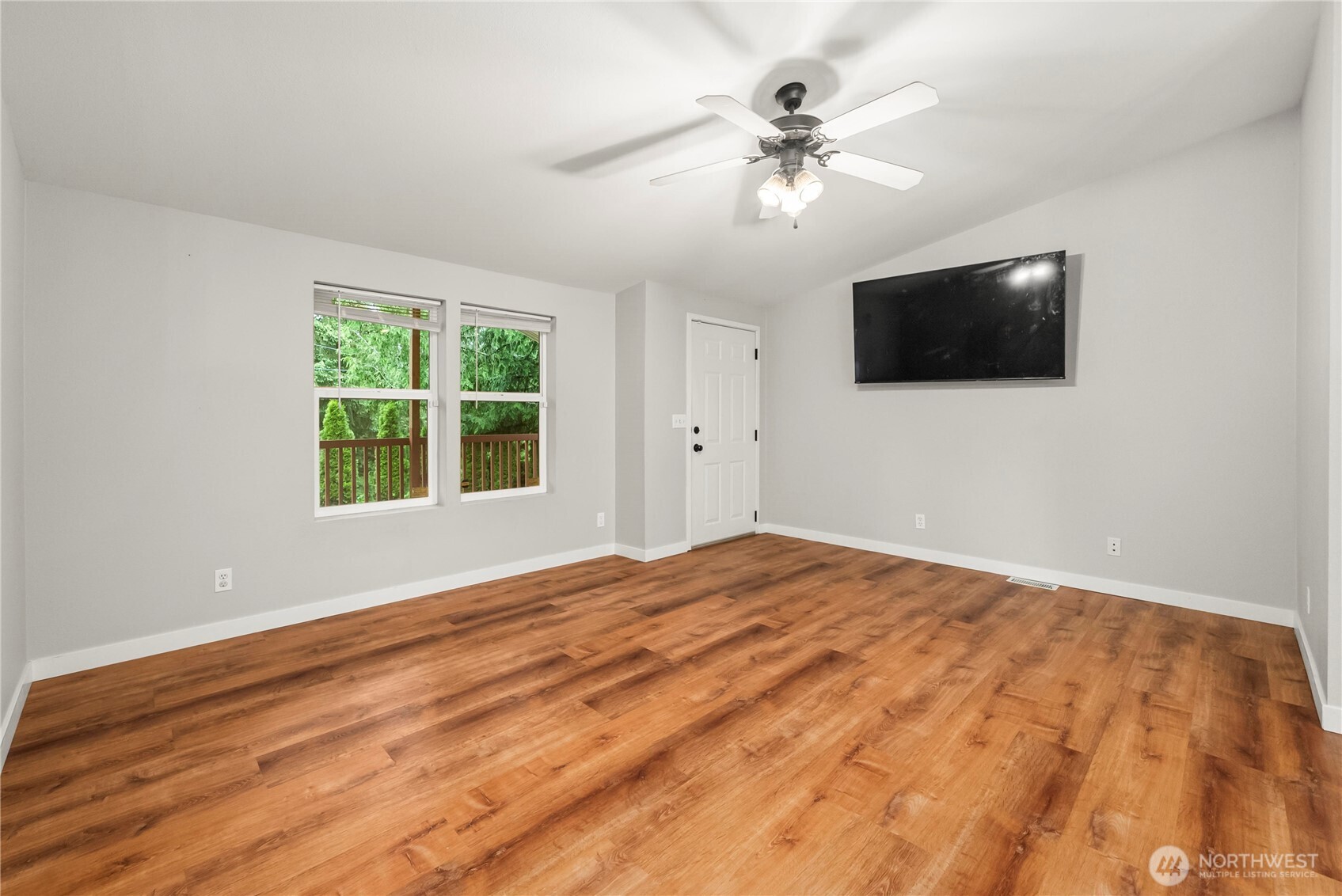 11814 4th Street E, Edgewood, WA 98372