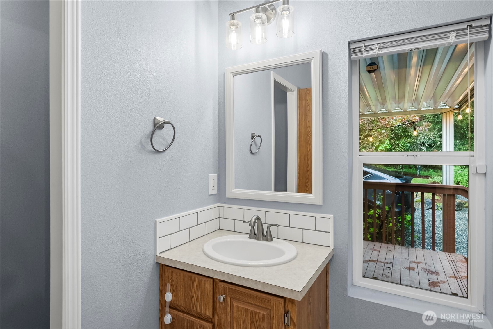 11814 4th Street E, Edgewood, WA 98372