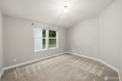 11814 4th Street E, Edgewood, WA 98372 - Photo 21