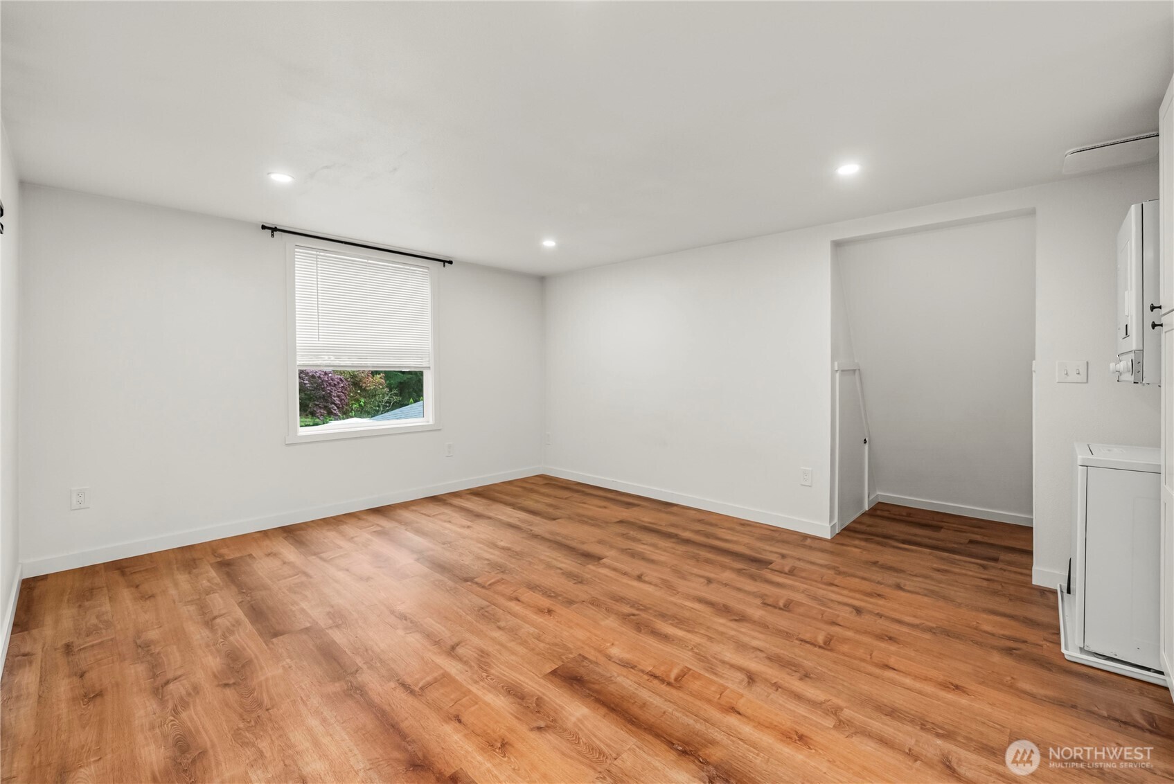 11814 4th Street E, Edgewood, WA 98372