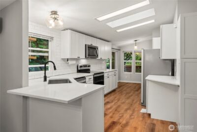 11814 4th Street E, Edgewood, WA 98372 - Photo 4