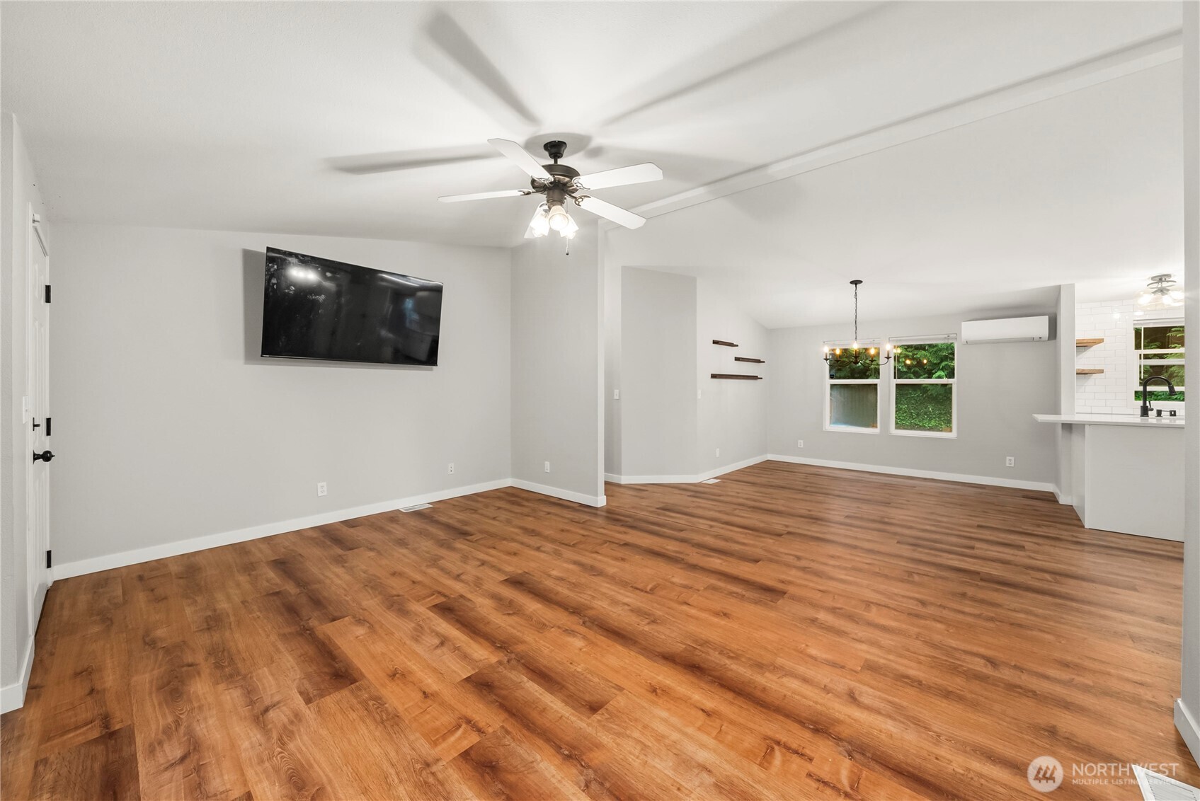 11814 4th Street E, Edgewood, WA 98372
