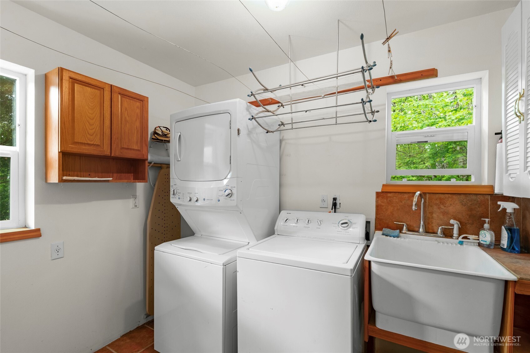 2815 46th Avenue NW, Olympia, WA 98502
