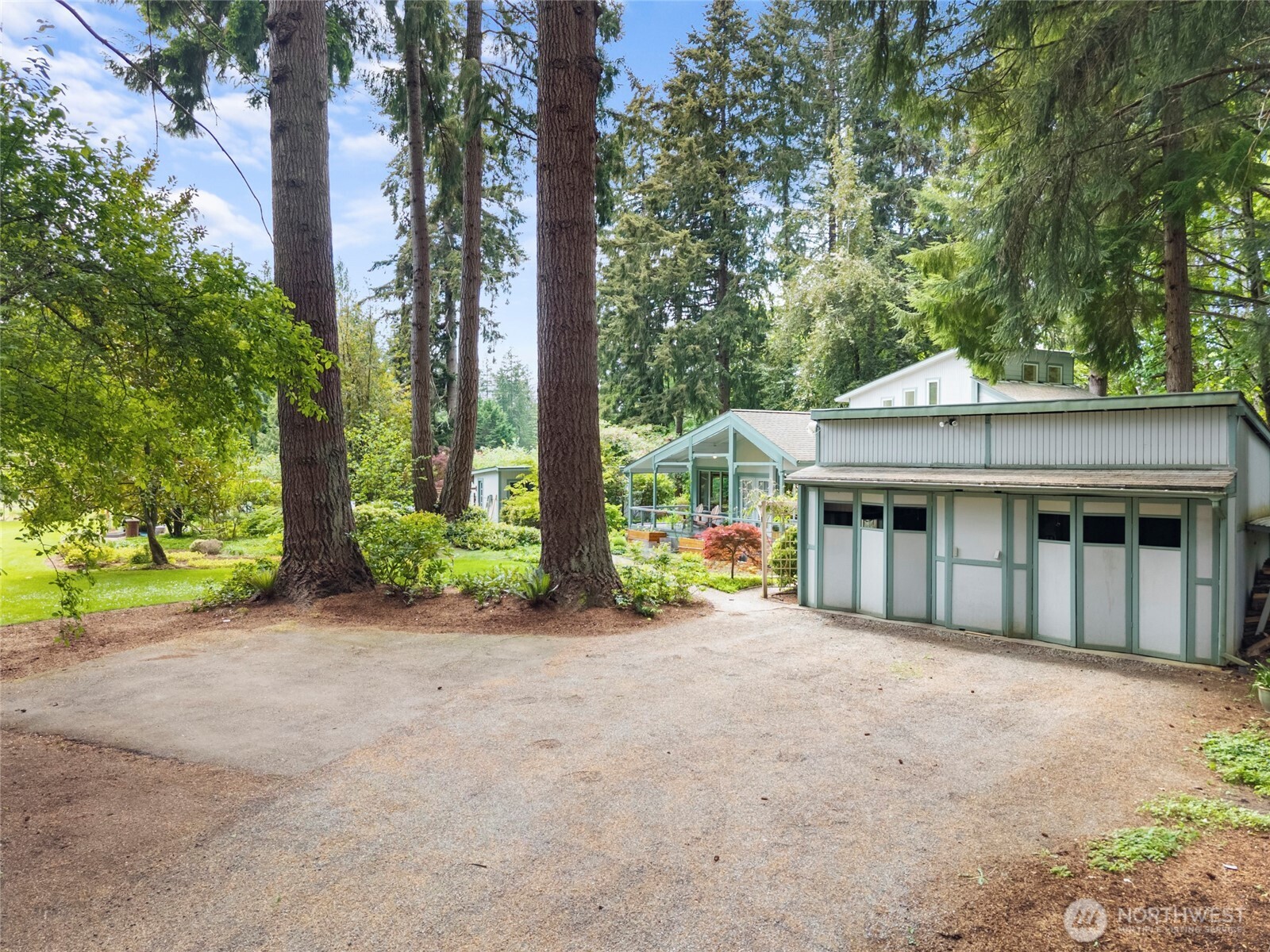 2815 46th Avenue NW, Olympia, WA 98502