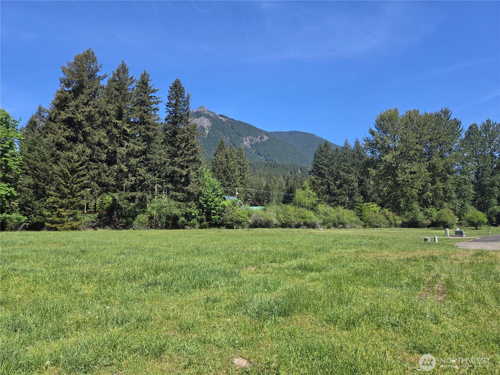 127 Campfire Lane , Packwood, WA 98361