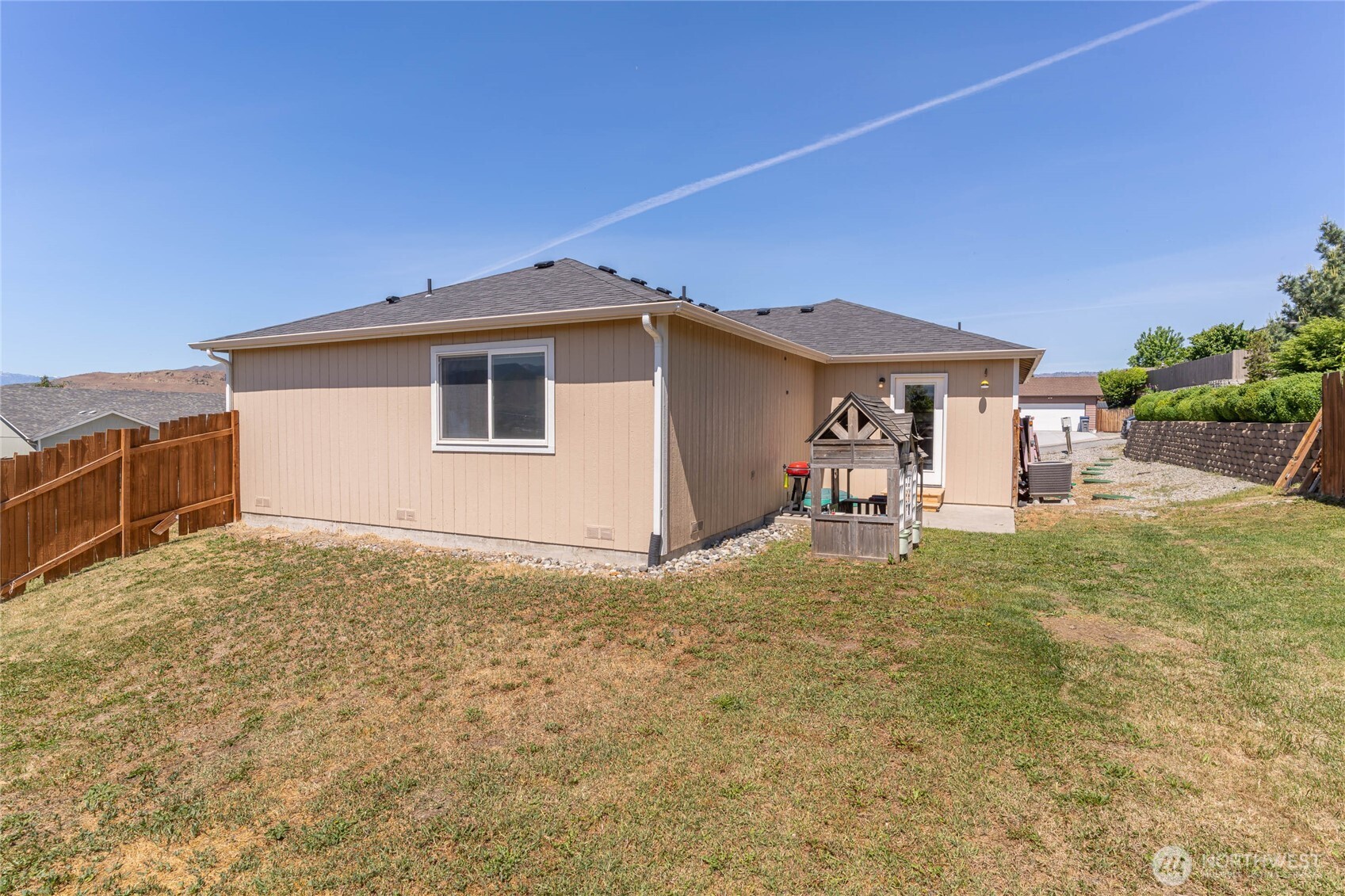 3935 NE Vista Del Rey Drive , East Wenatchee, WA 98802