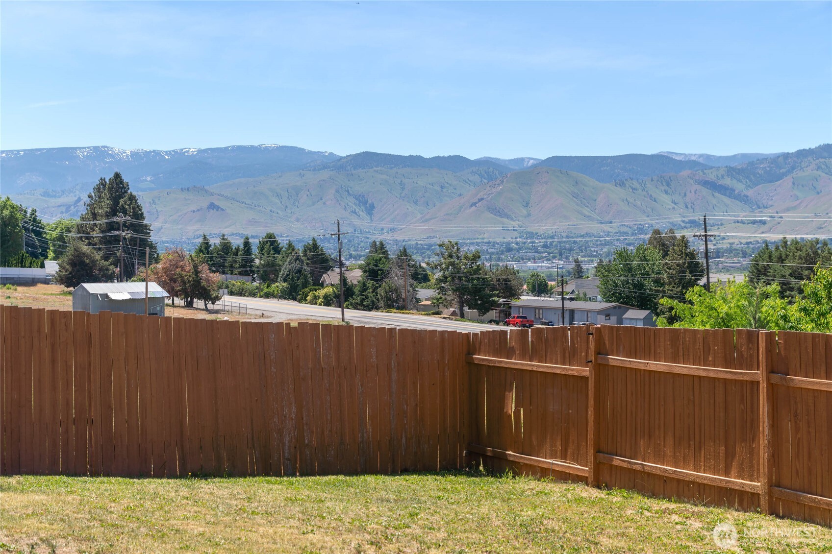 3935 NE Vista Del Rey Drive , East Wenatchee, WA 98802