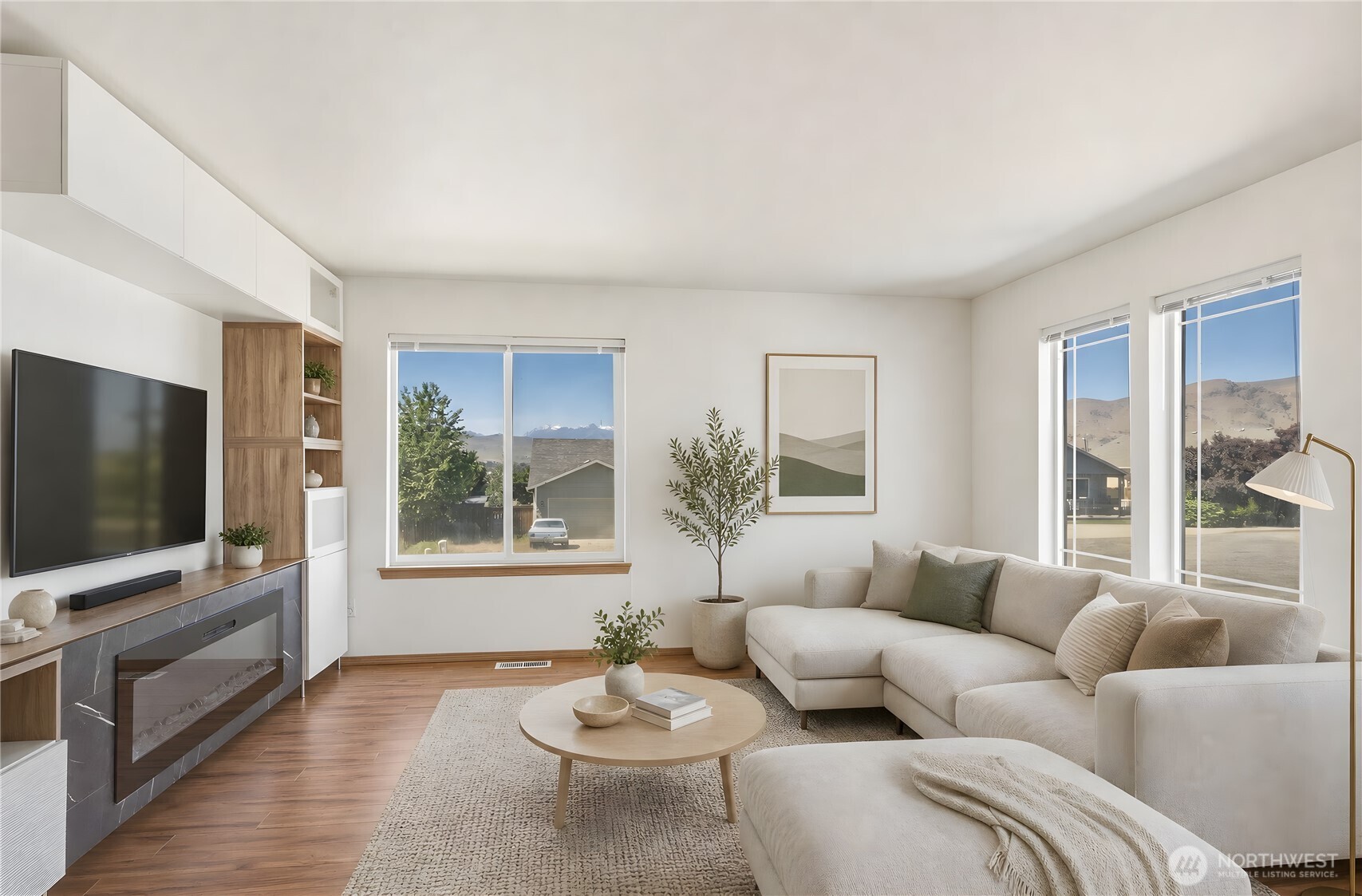 3935 NE Vista Del Rey Drive , East Wenatchee, WA 98802