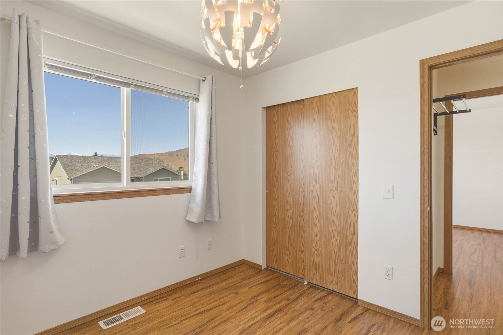 3935 NE Vista Del Rey Drive , East Wenatchee, WA 98802