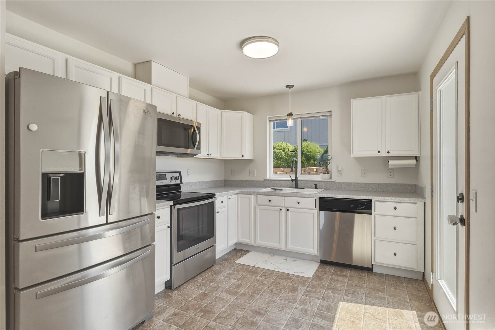 3935 NE Vista Del Rey Drive , East Wenatchee, WA 98802