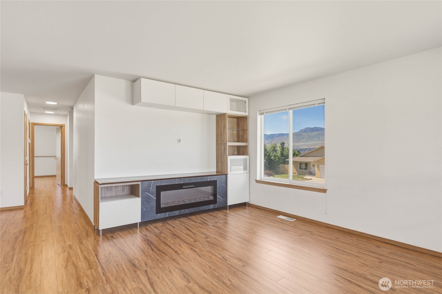 3935 NE Vista Del Rey Drive , East Wenatchee, WA 98802