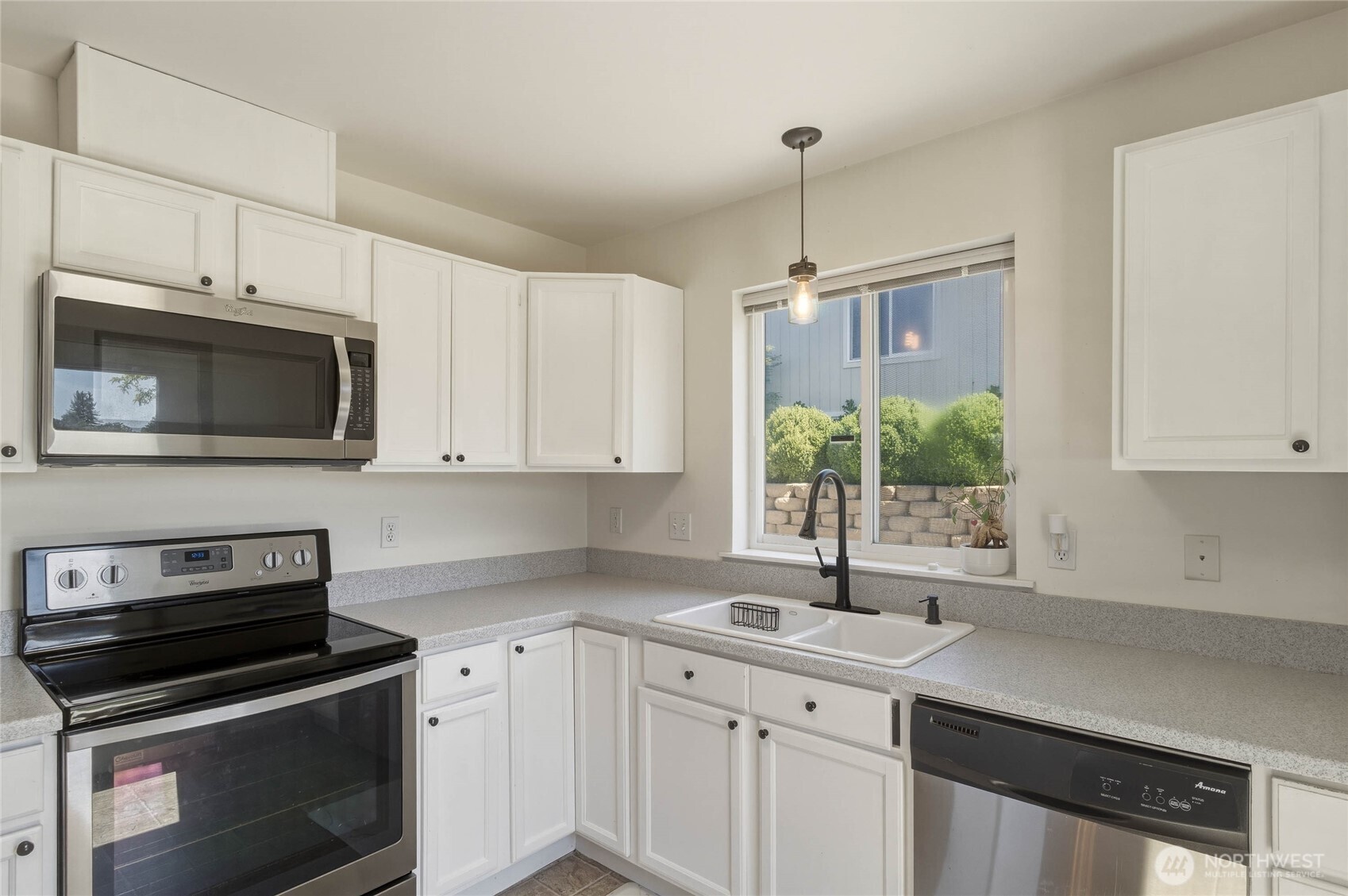3935 NE Vista Del Rey Drive , East Wenatchee, WA 98802
