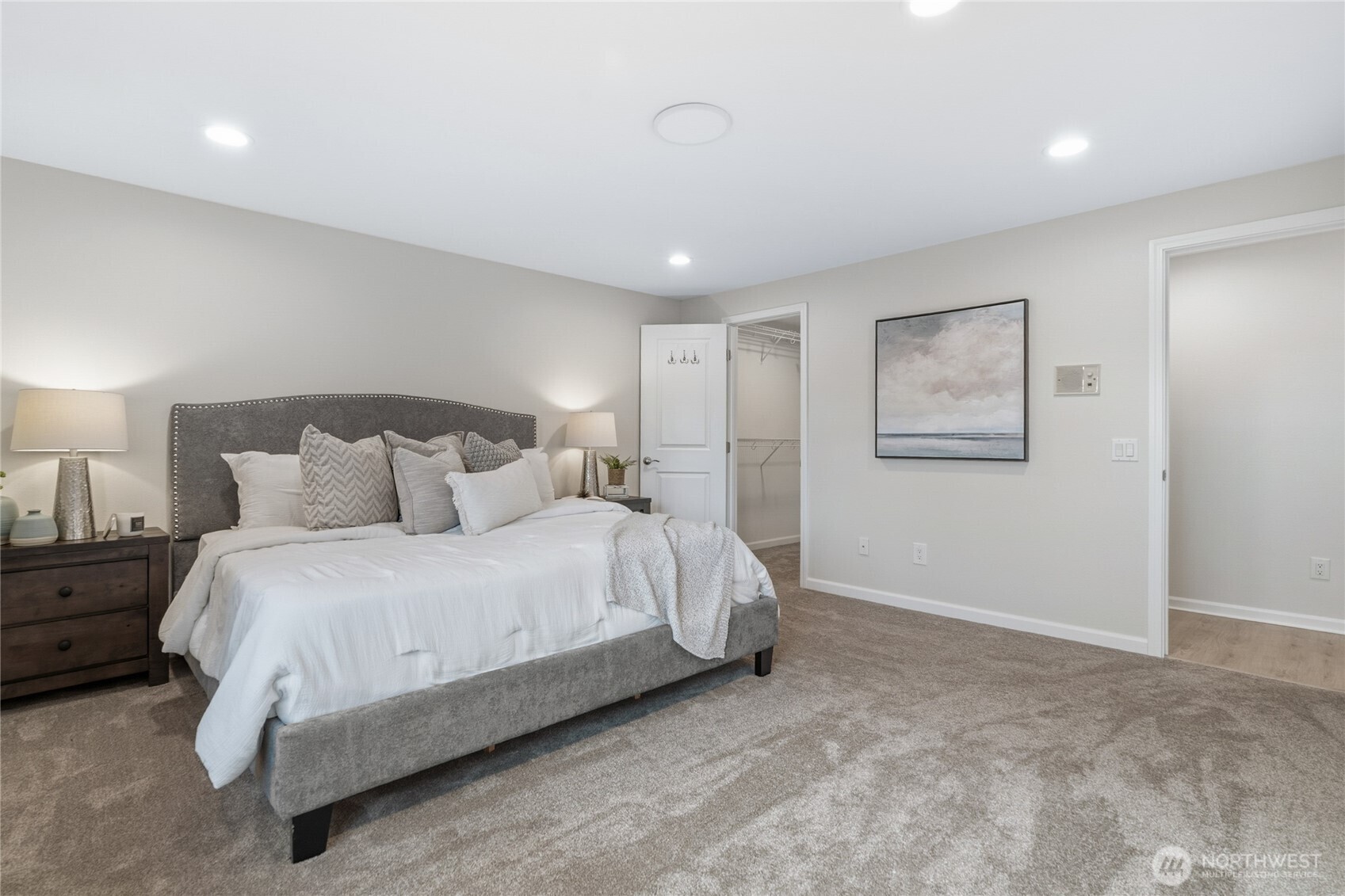 2017 Jones Circle SE, Renton, WA 98055