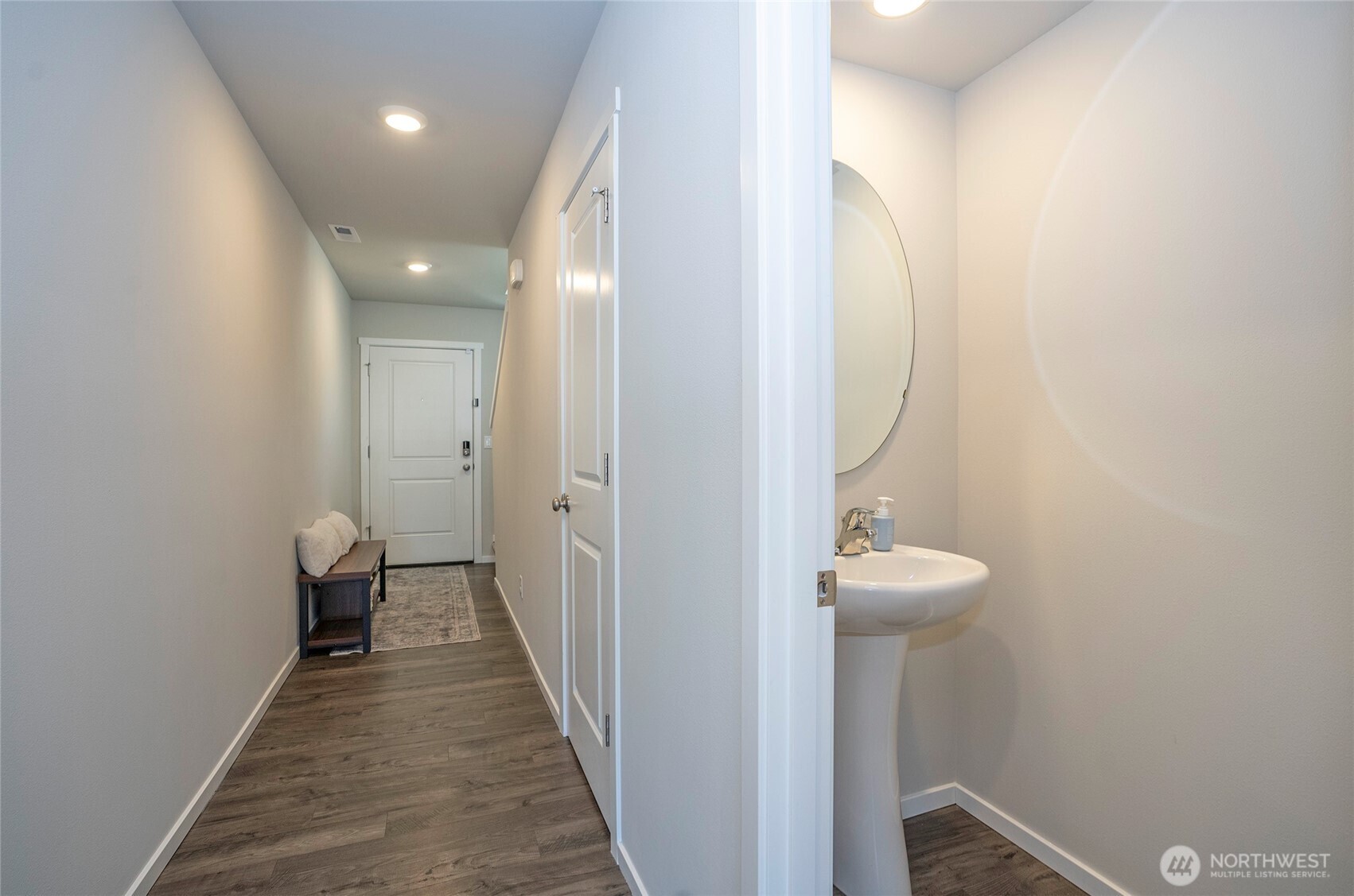 18703 108th Avenue E, Puyallup, WA 98374-5673