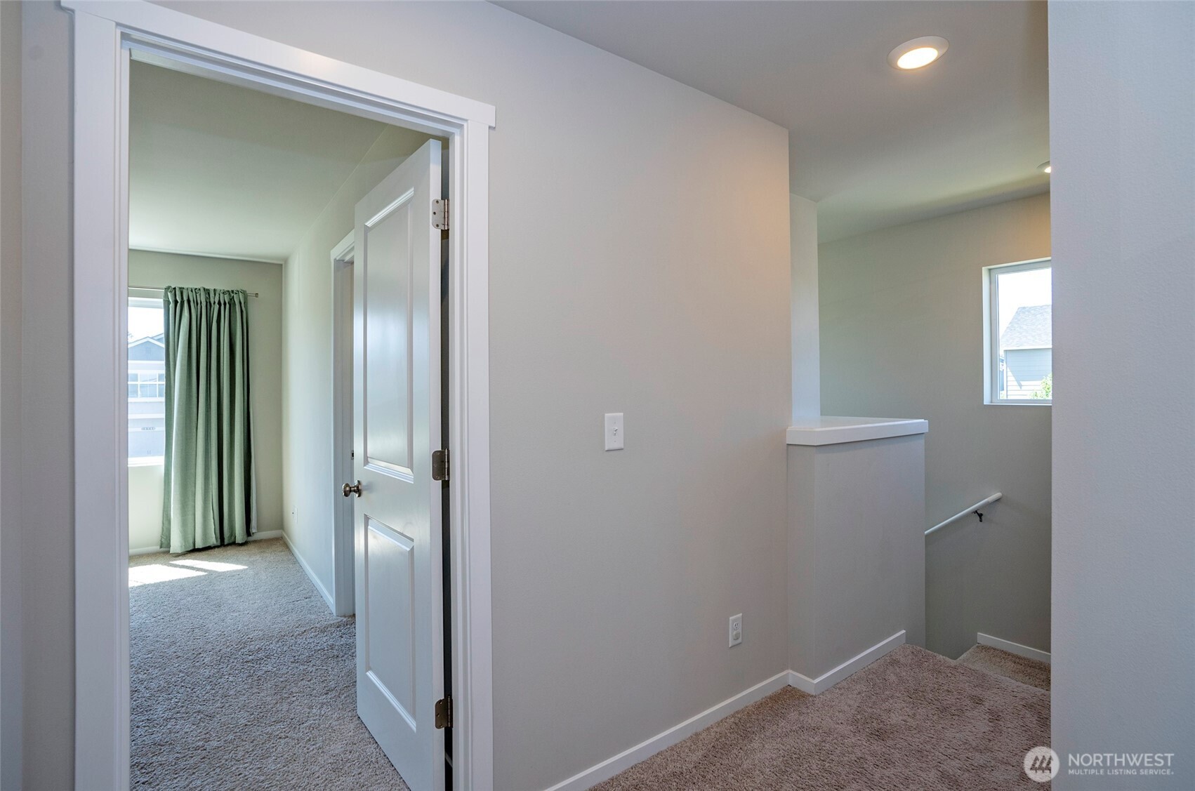 18703 108th Avenue E, Puyallup, WA 98374-5673