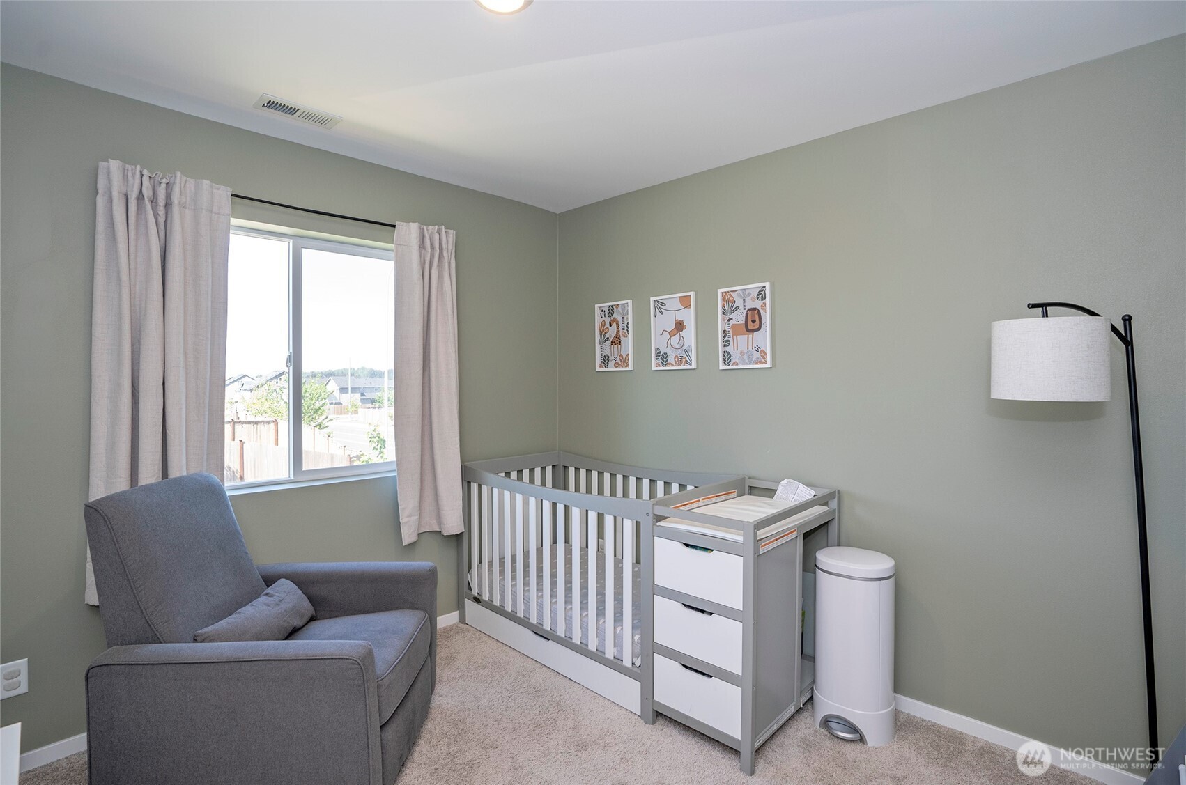 18703 108th Avenue E, Puyallup, WA 98374-5673