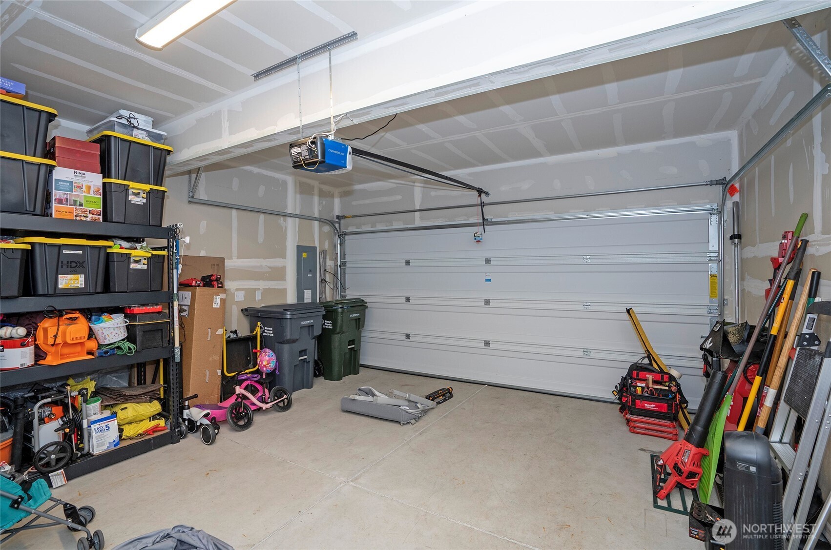 18703 108th Avenue E, Puyallup, WA 98374-5673