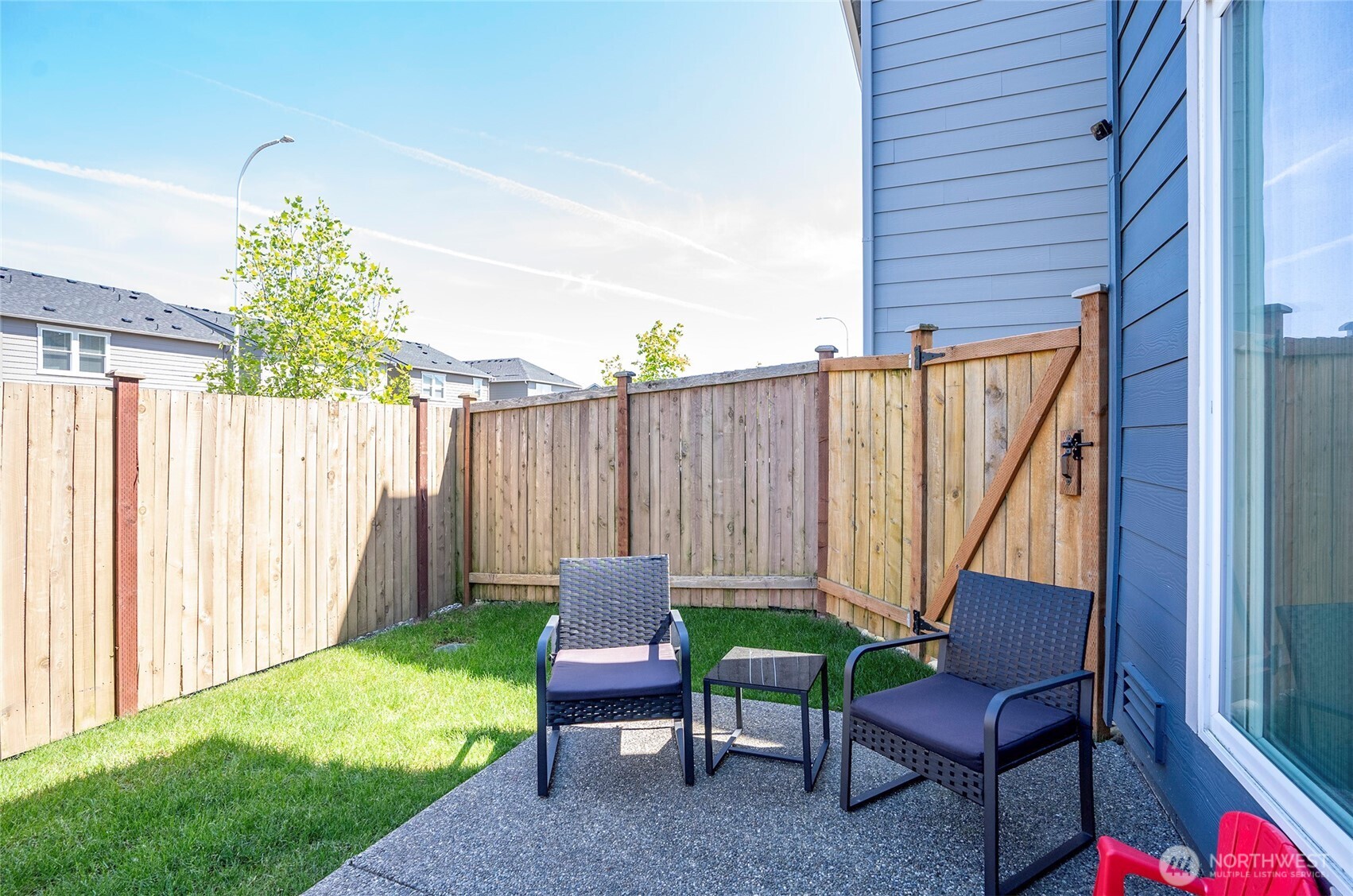18703 108th Avenue E, Puyallup, WA 98374-5673